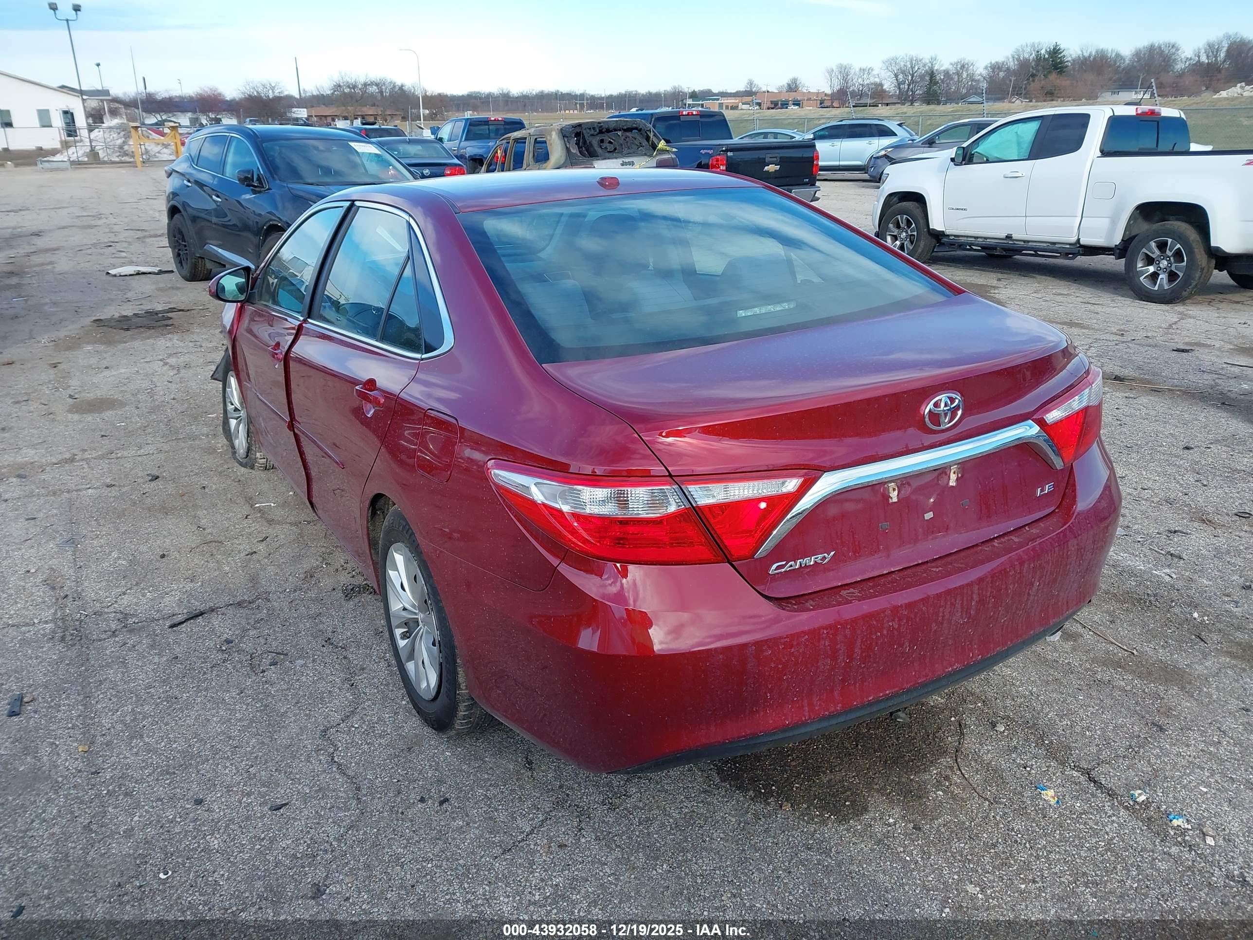 TOYOTA CAMRY image 3