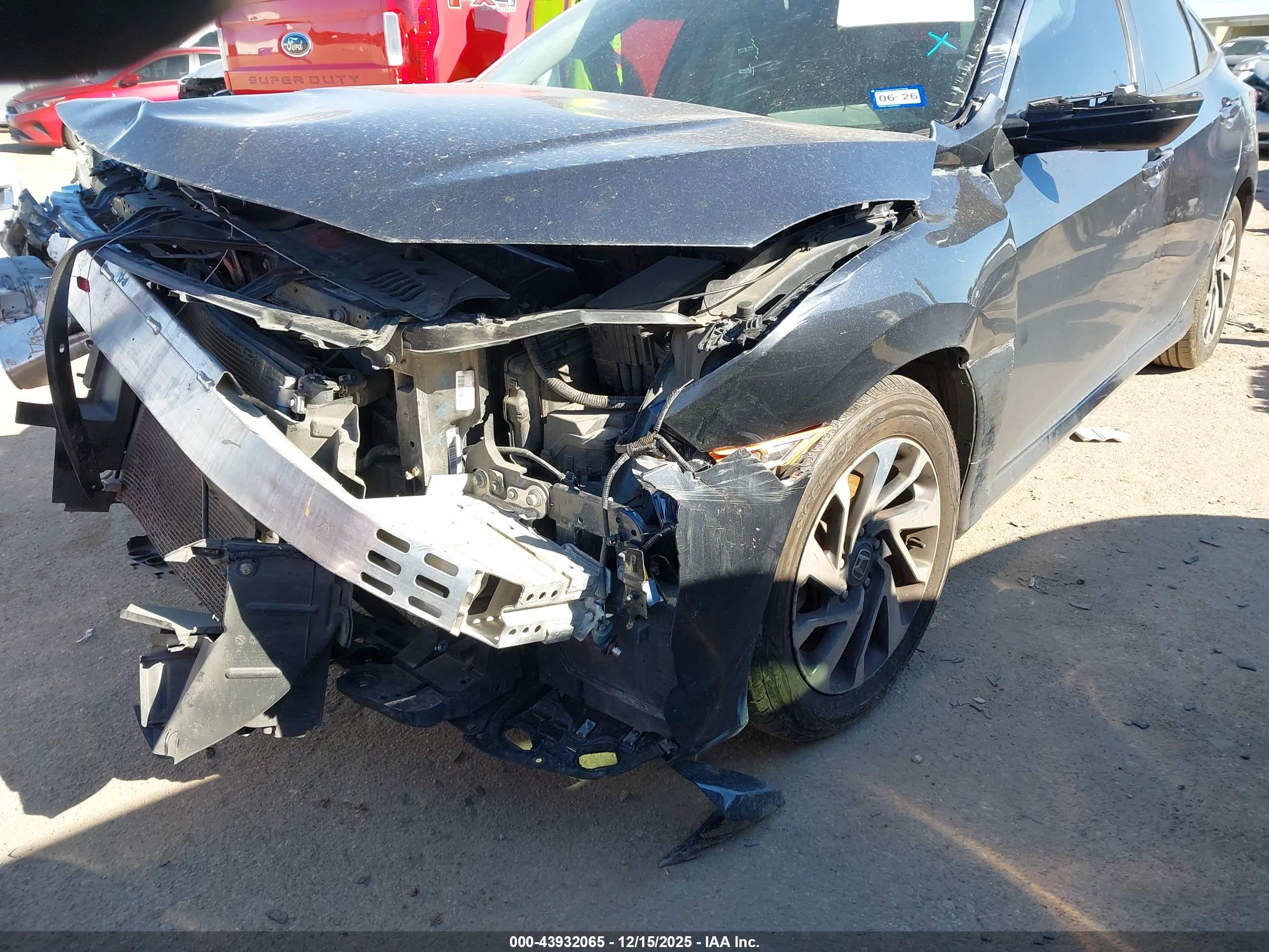 HONDA CIVIC image 6
