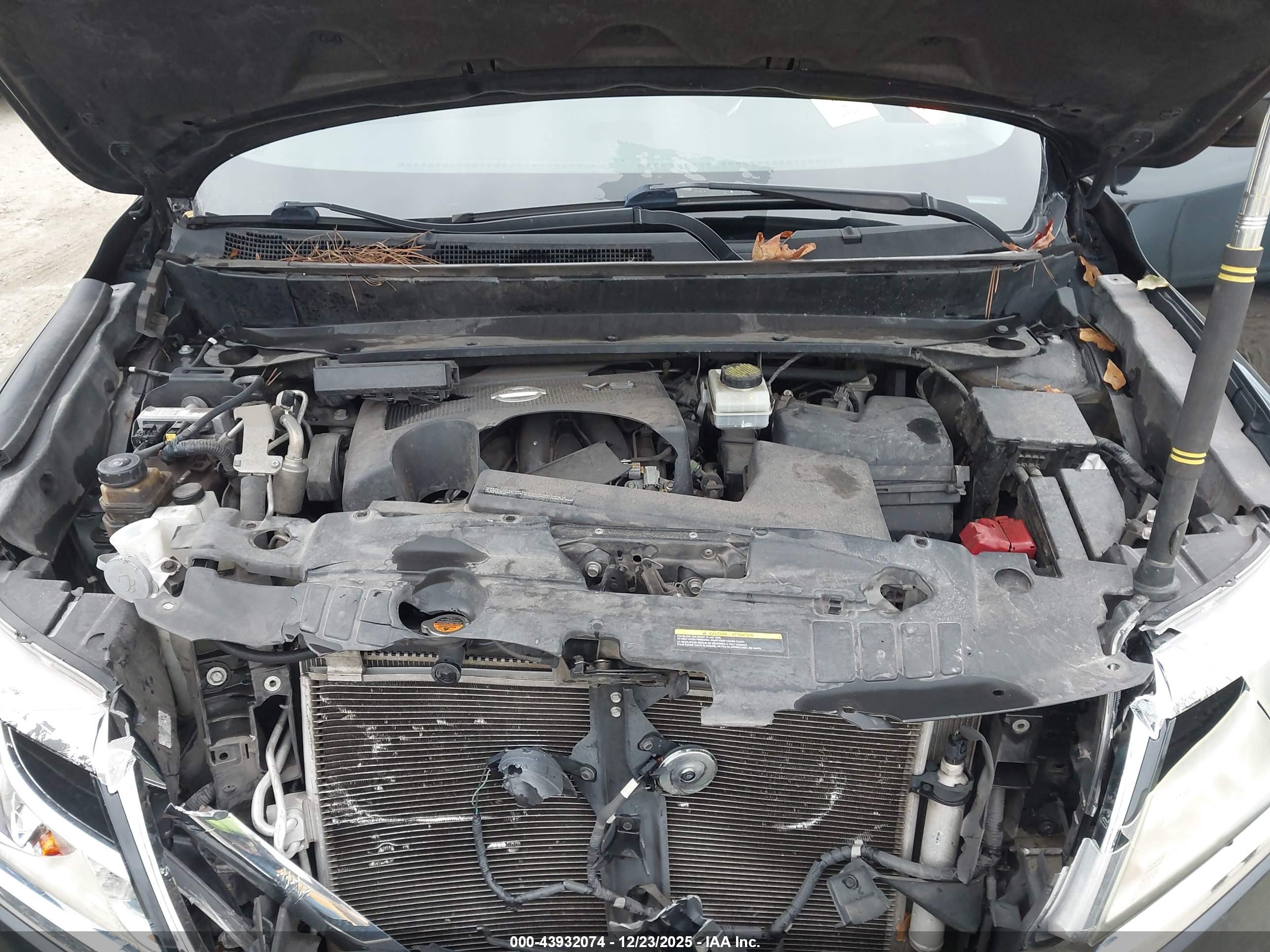 NISSAN PATHFINDER image 10