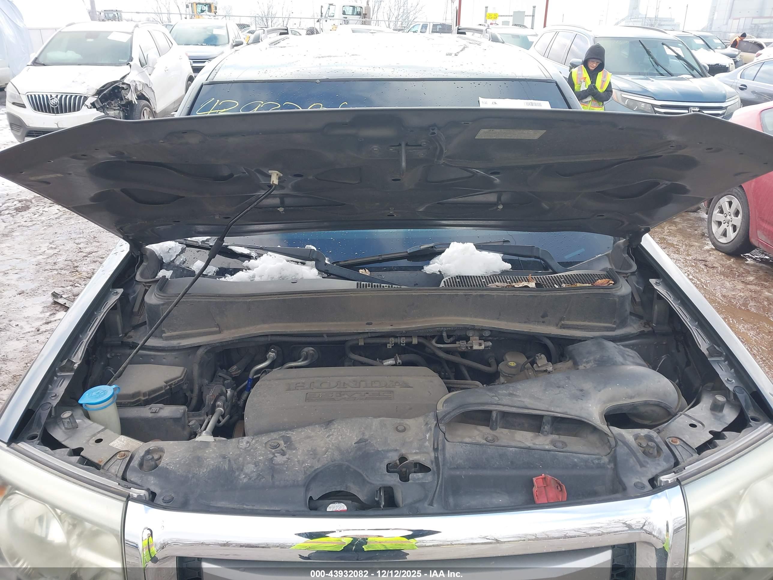 HONDA PILOT image 10