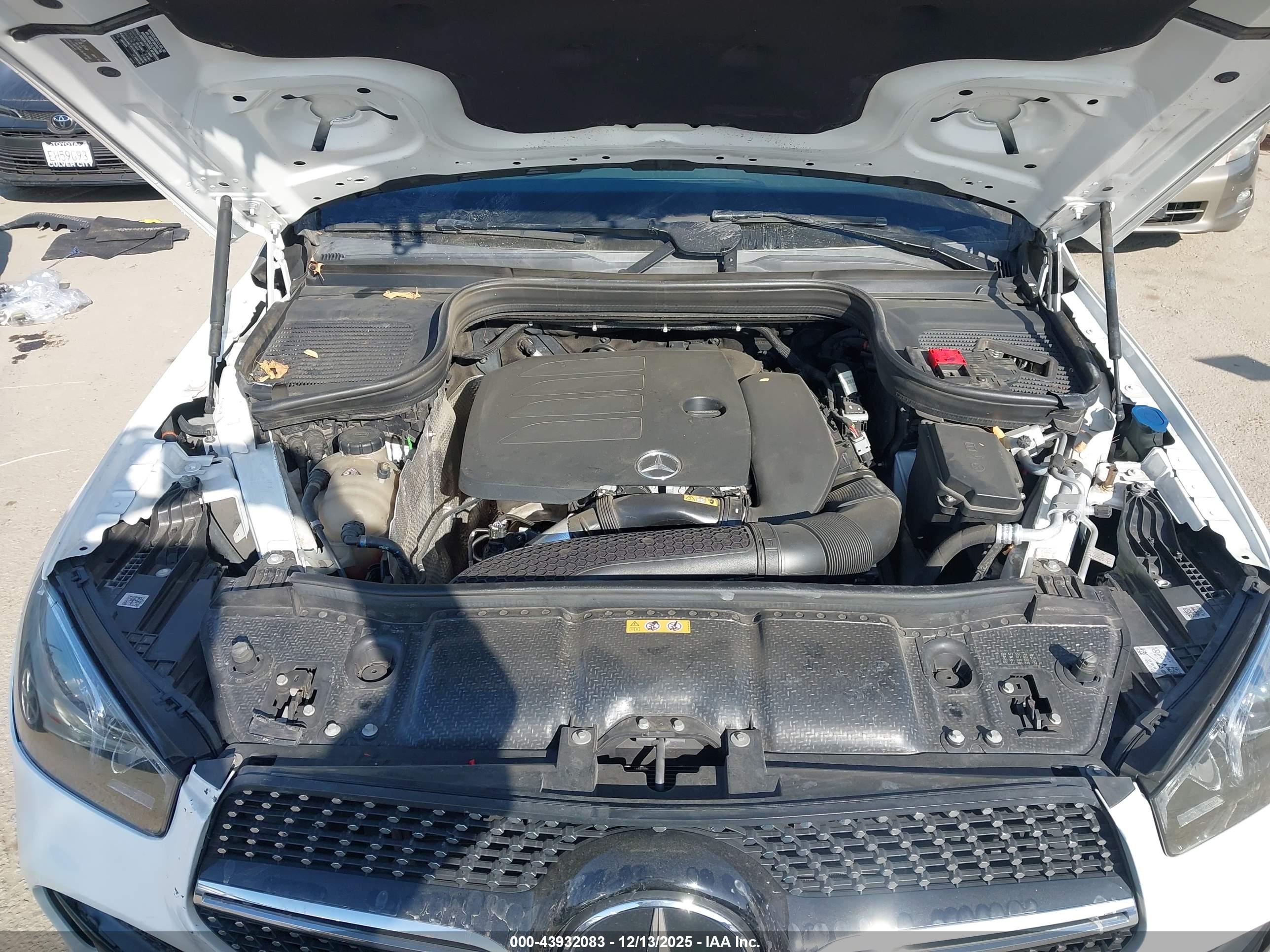 MERCEDES-BENZ GLE image 10