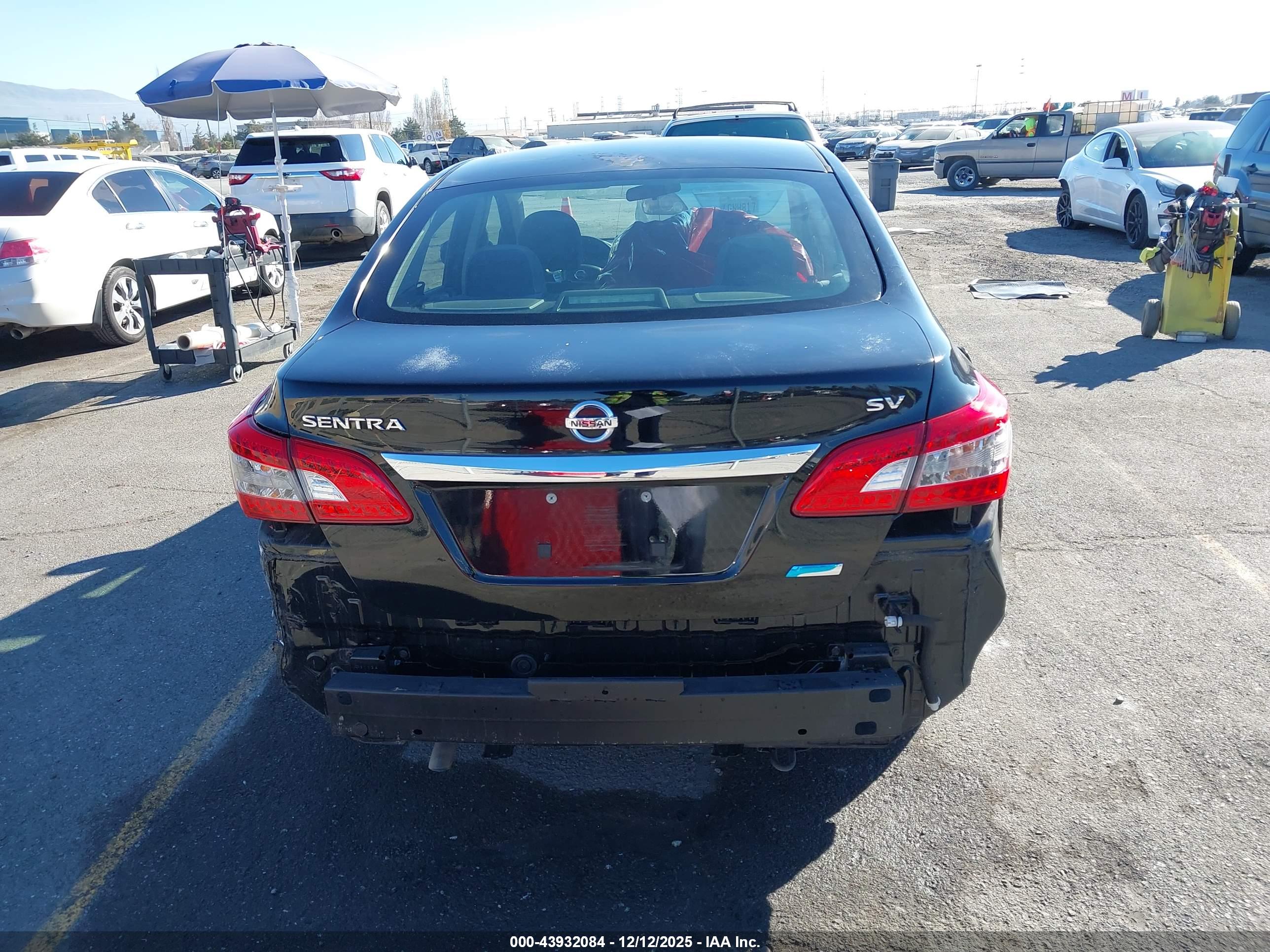 NISSAN SENTRA image 6