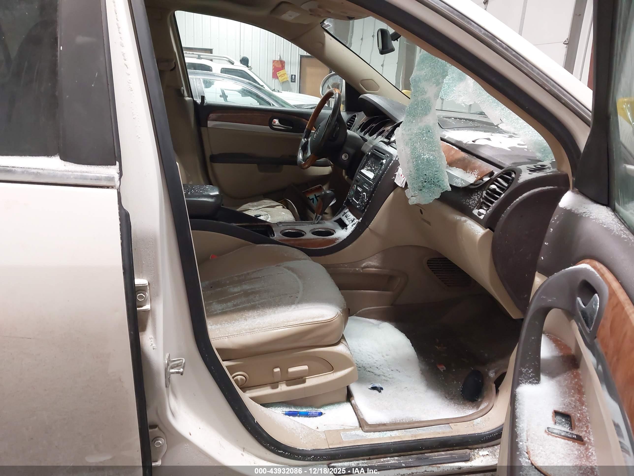 BUICK ENCLAVE image 5