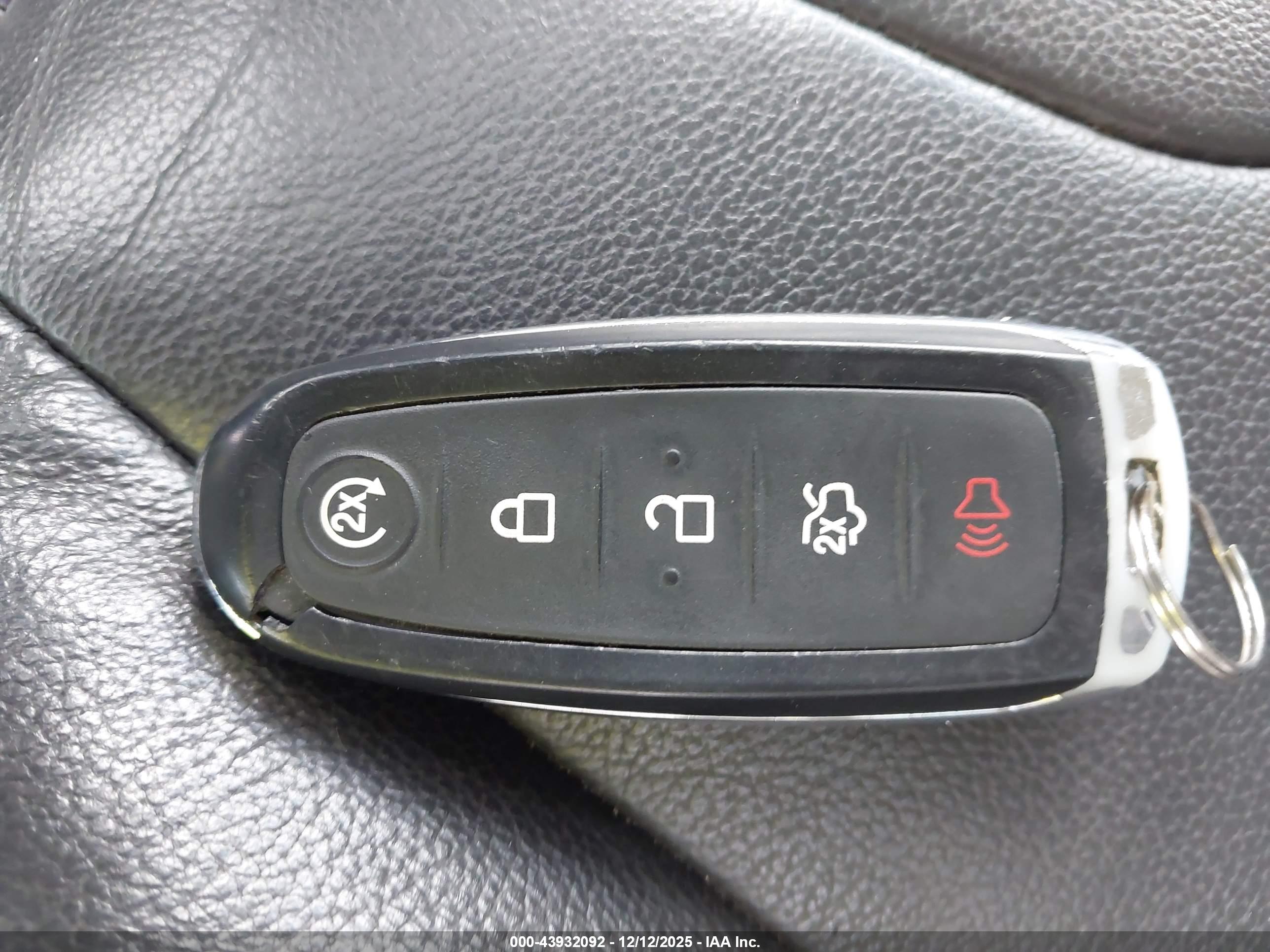 FORD FOCUS image 11