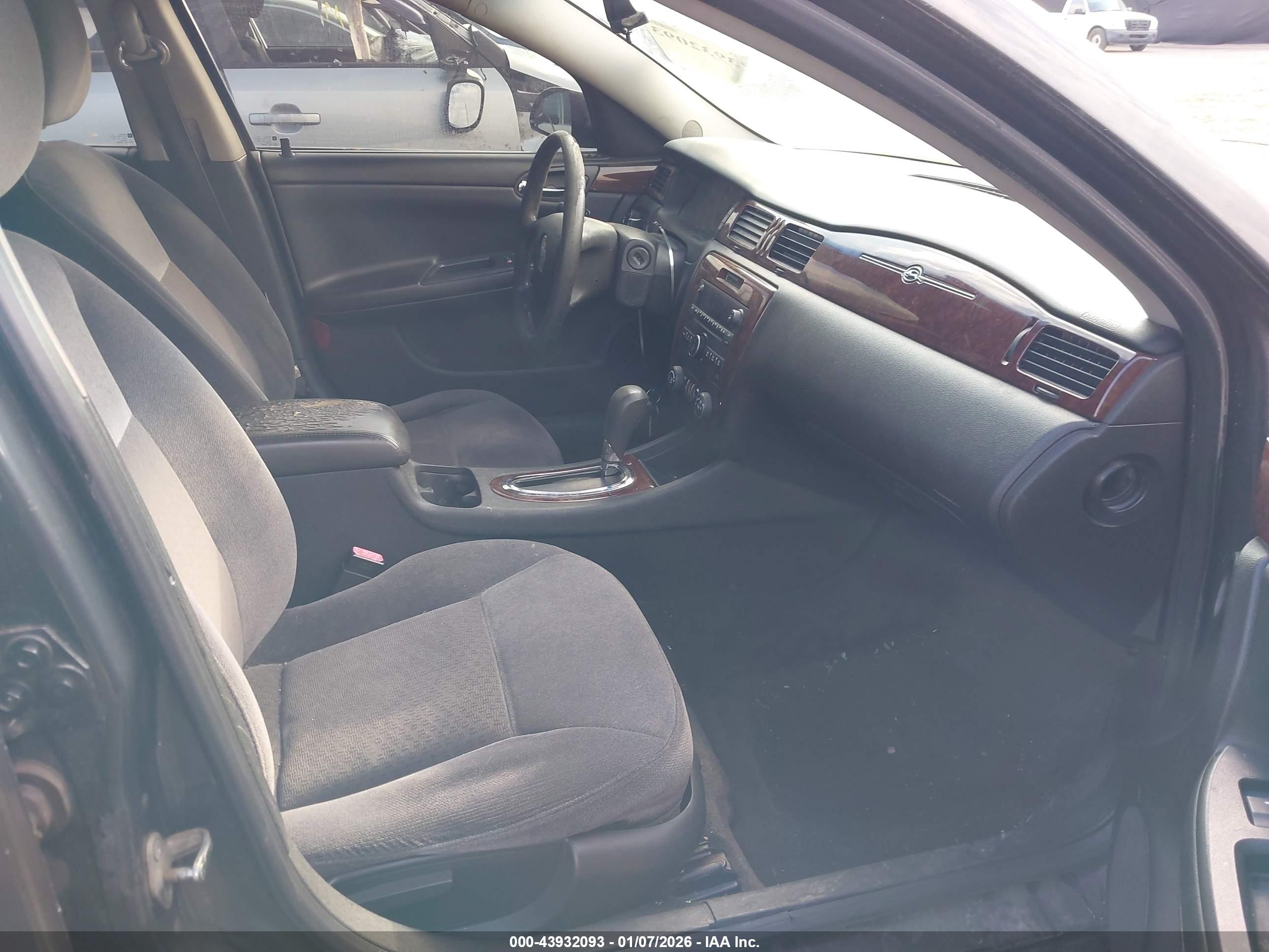 CHEVROLET IMPALA image 5