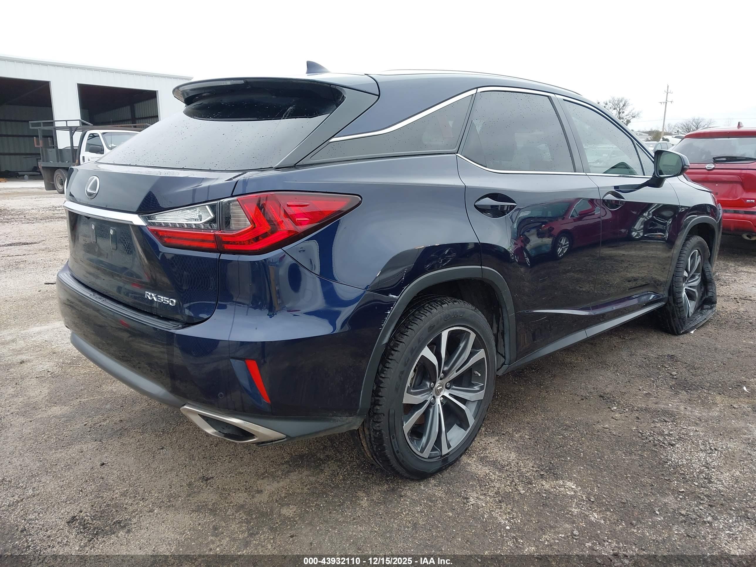 LEXUS RX image 4