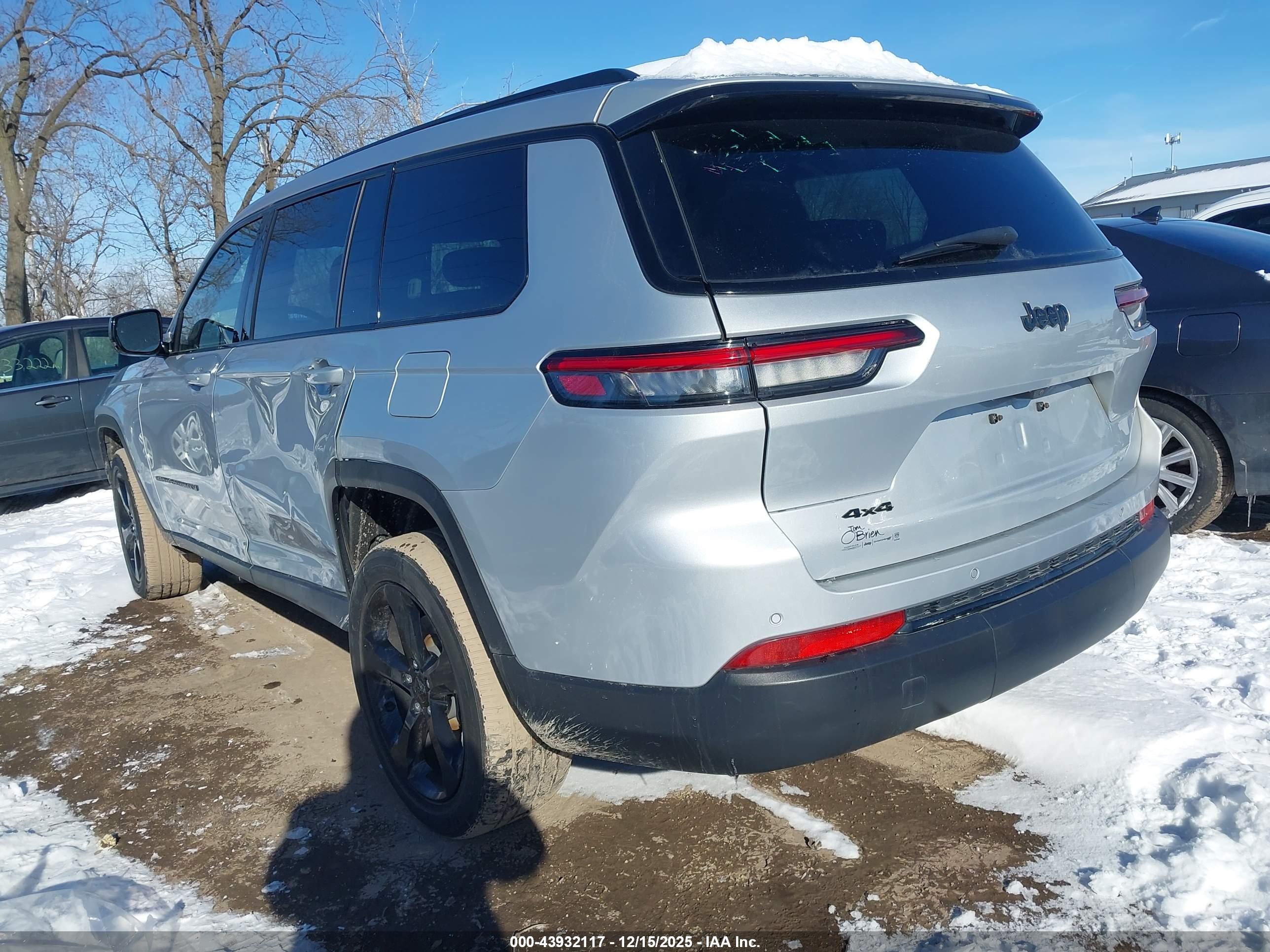 JEEP GRAND image 3