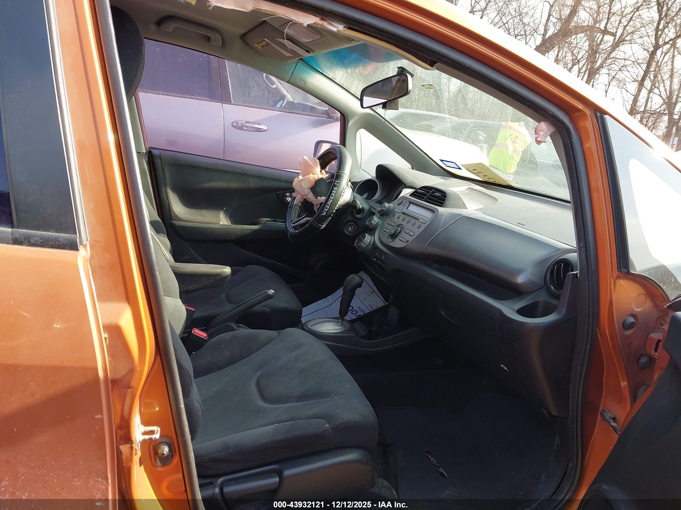 HONDA FIT image 5