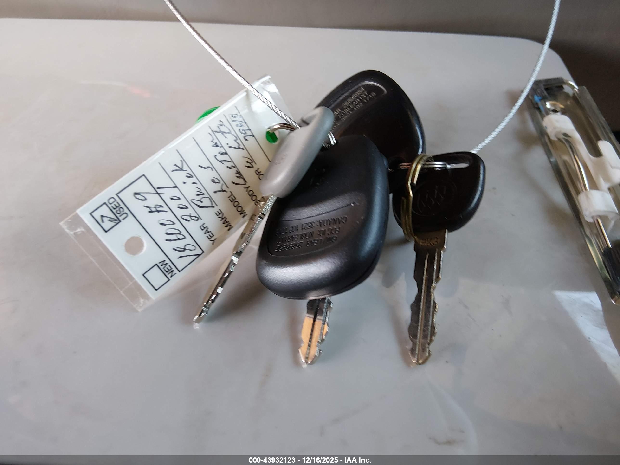 BUICK LESABRE image 11