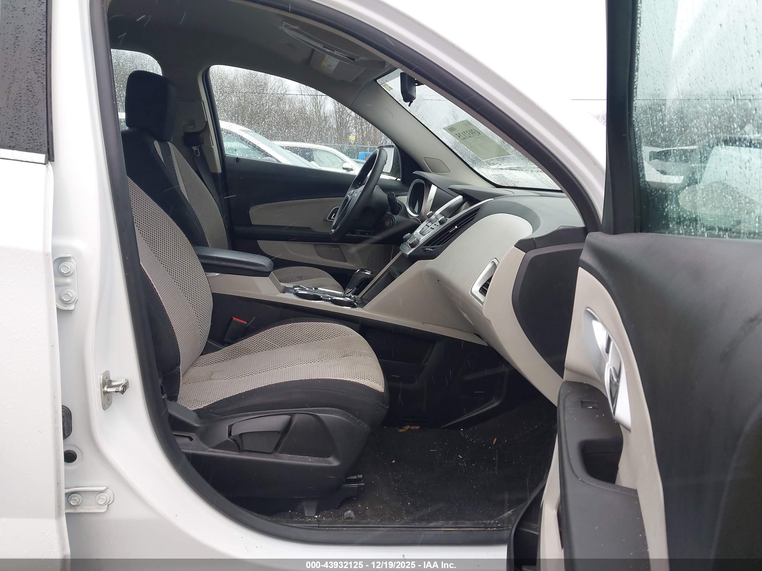 CHEVROLET EQUINOX image 5