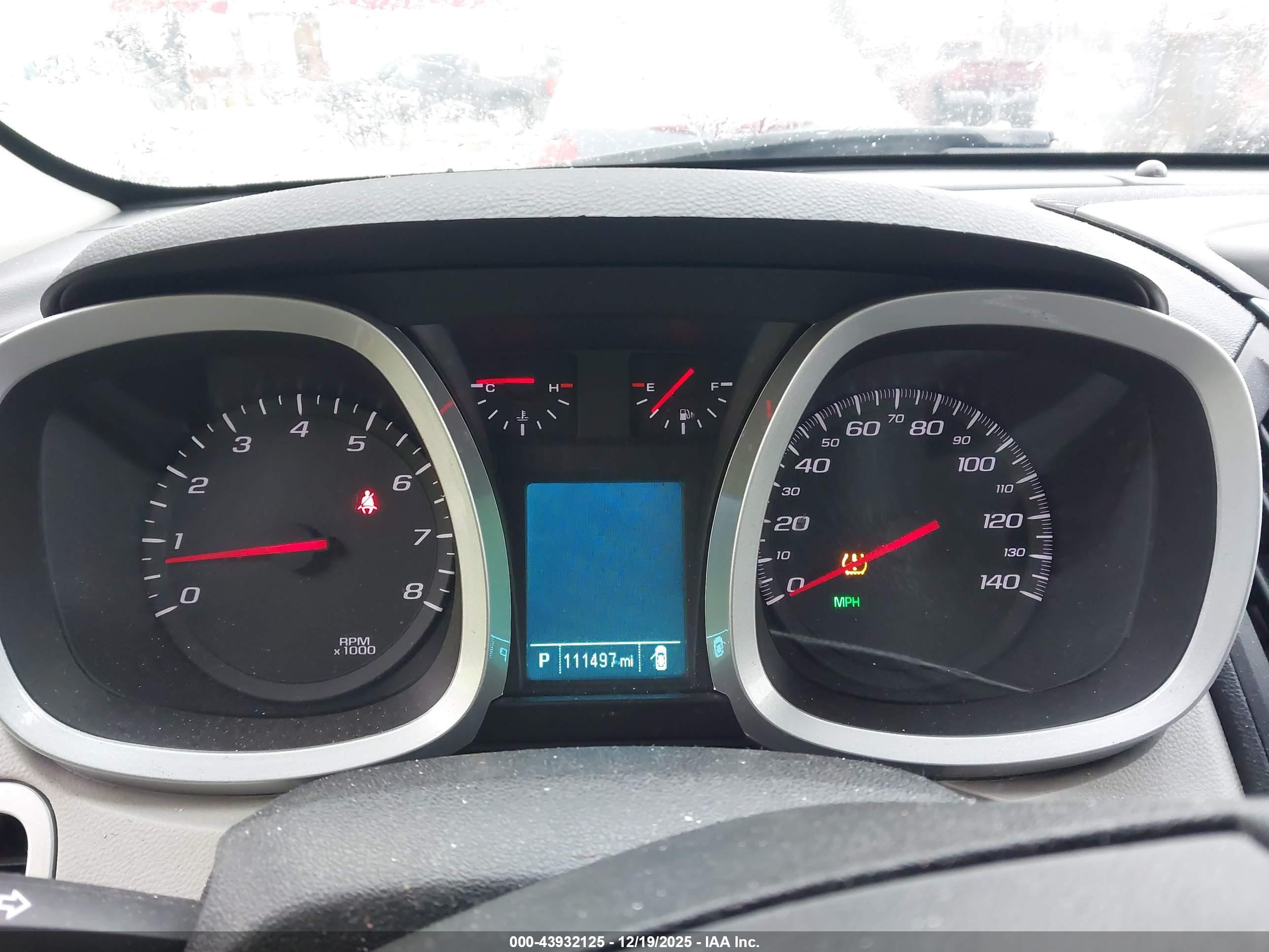 CHEVROLET EQUINOX image 7