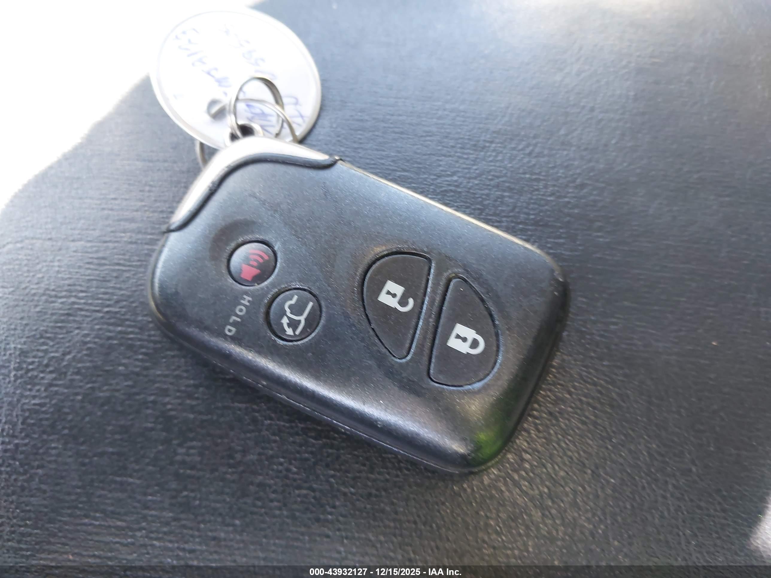 LEXUS RX image 11