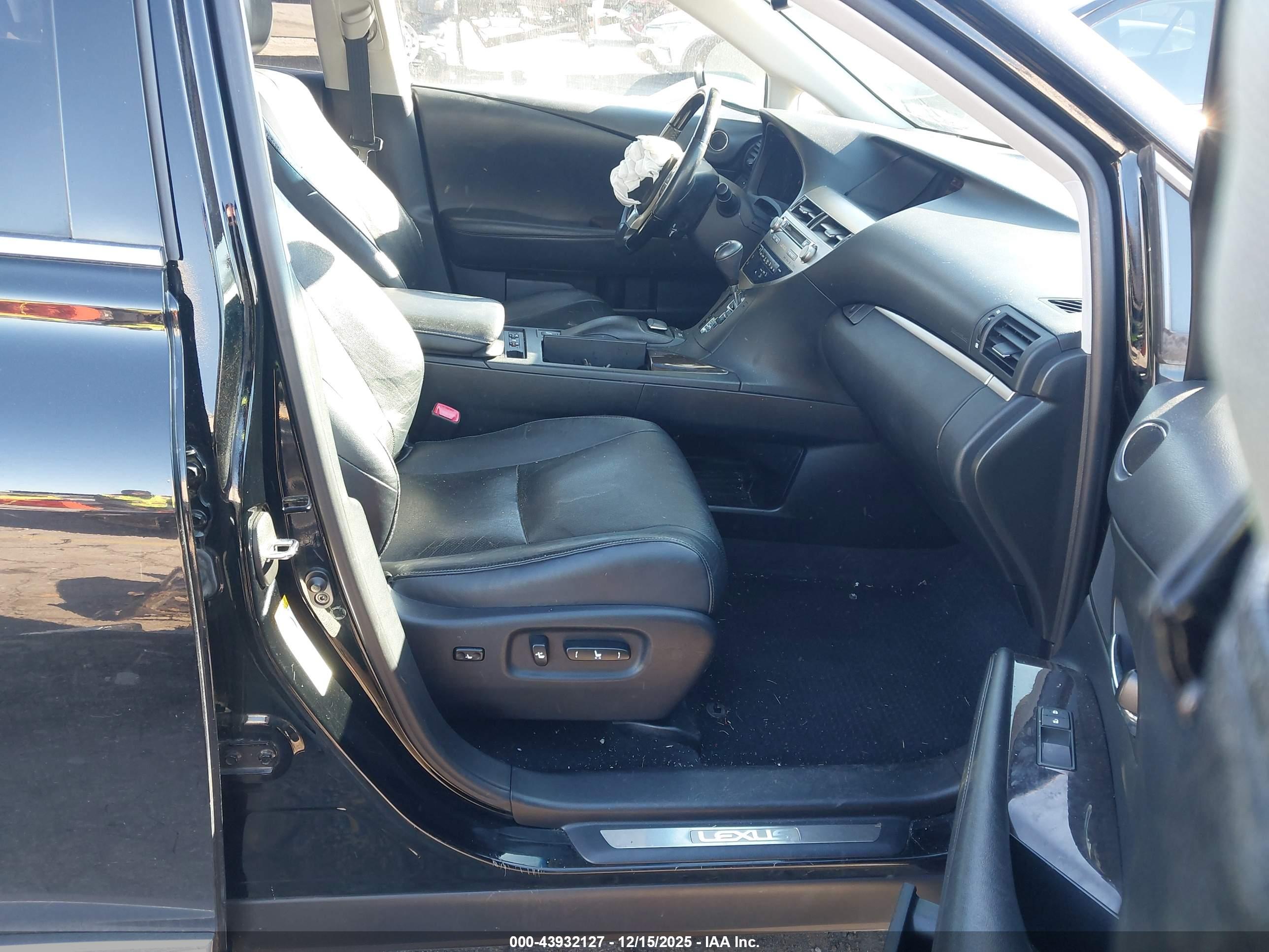 LEXUS RX image 5
