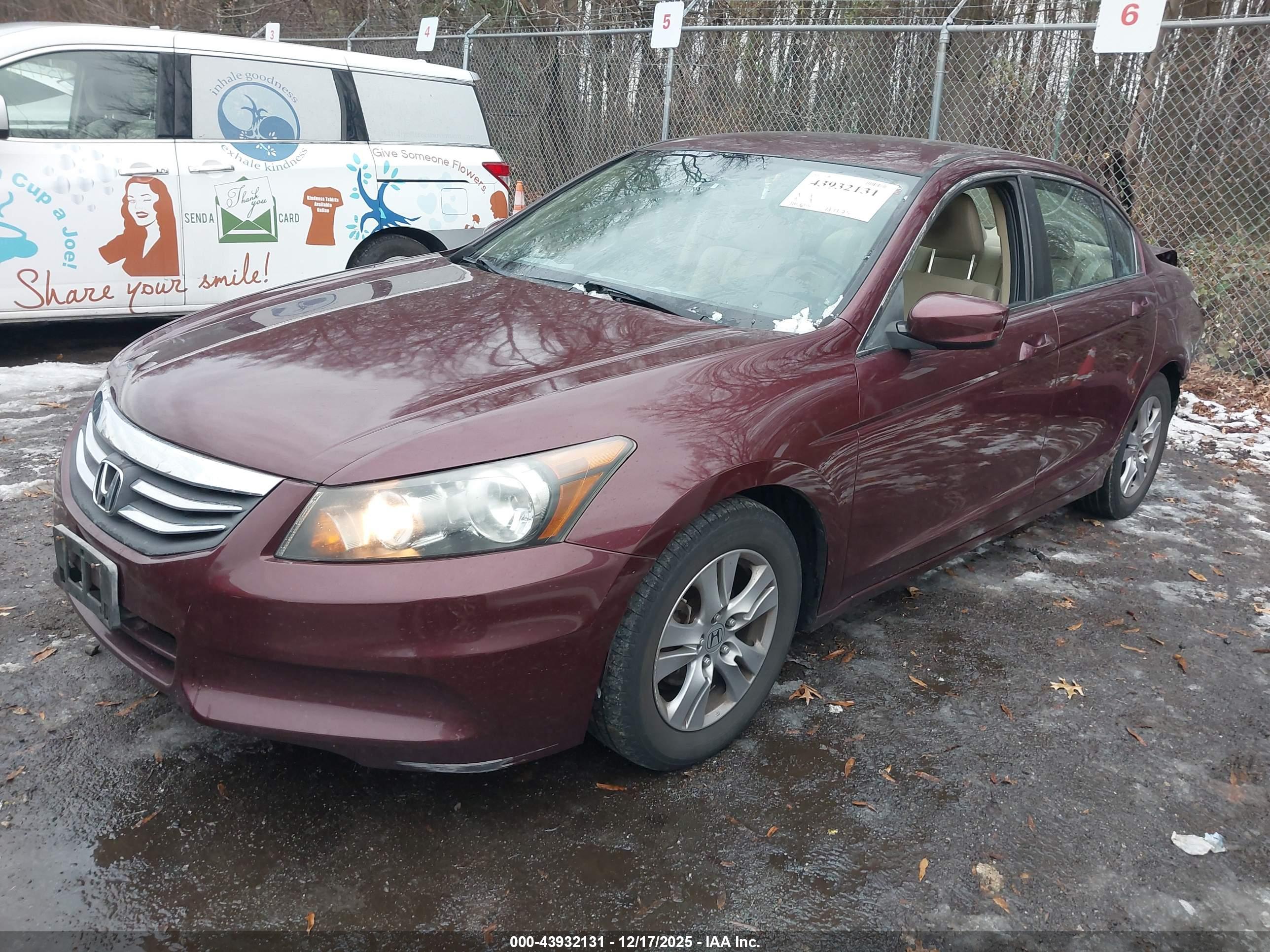 HONDA ACCORD image 2