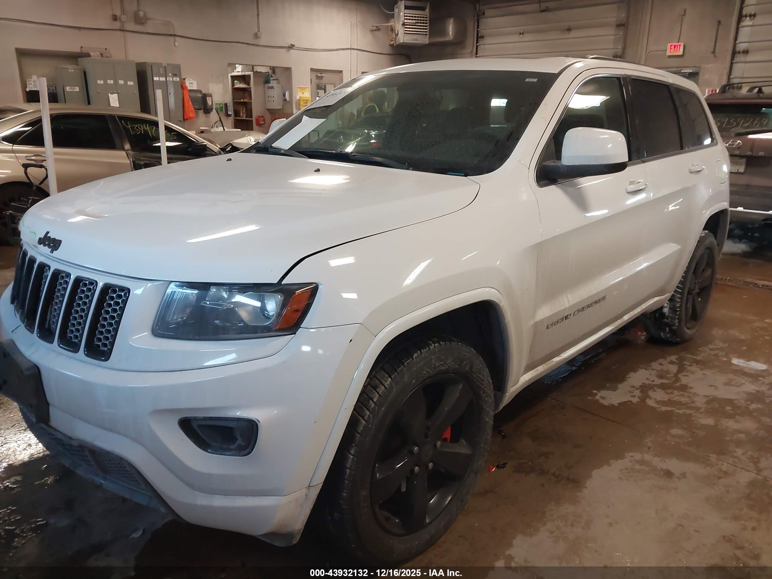 JEEP GRAND image 2