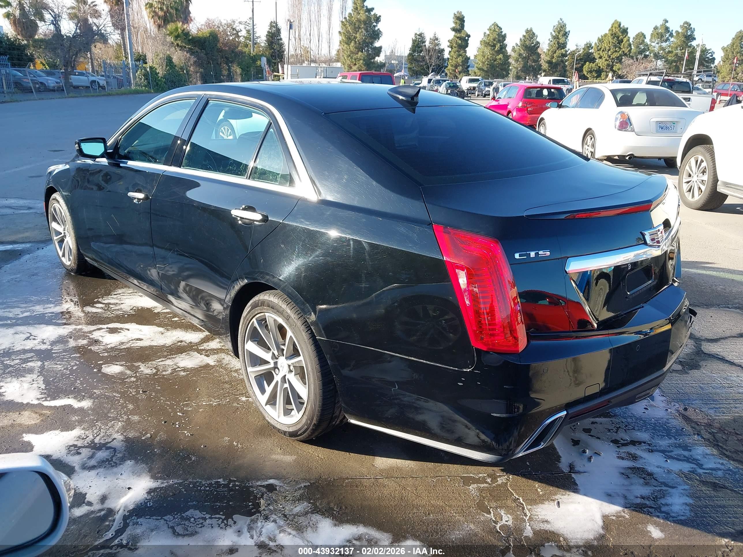 CADILLAC CTS image 3