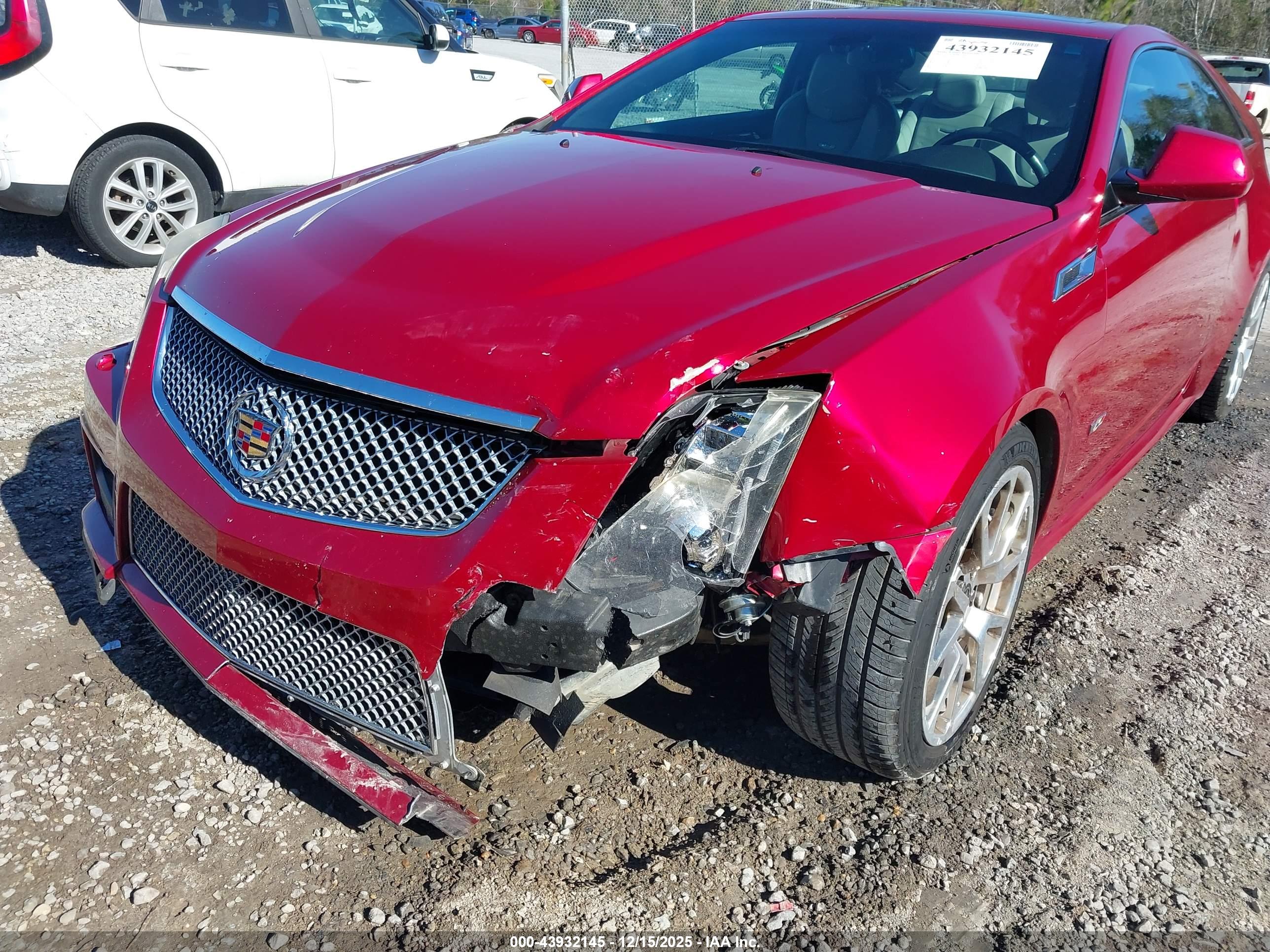 CADILLAC CTS-V image 6