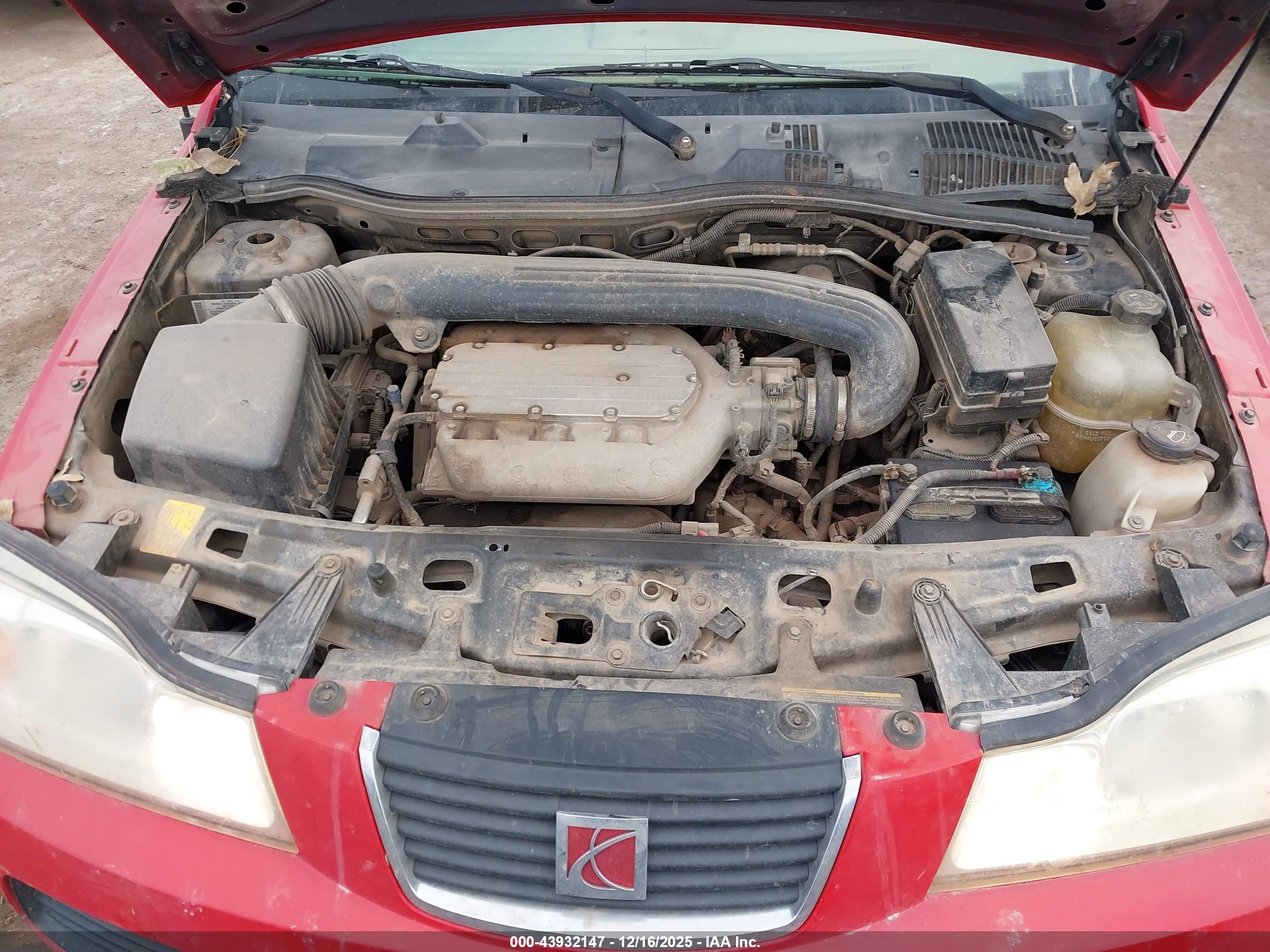 SATURN VUE image 10