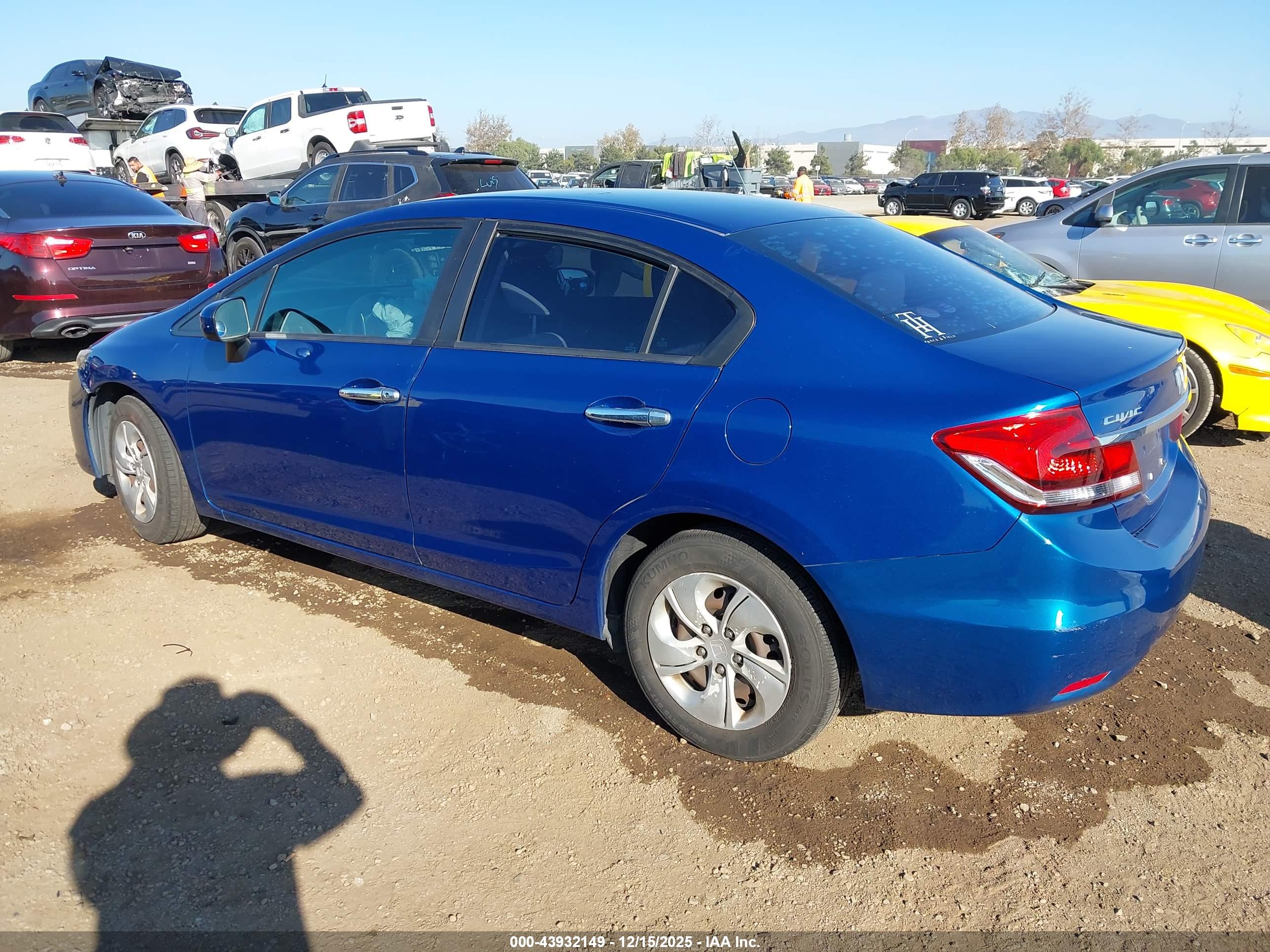 HONDA CIVIC image 3
