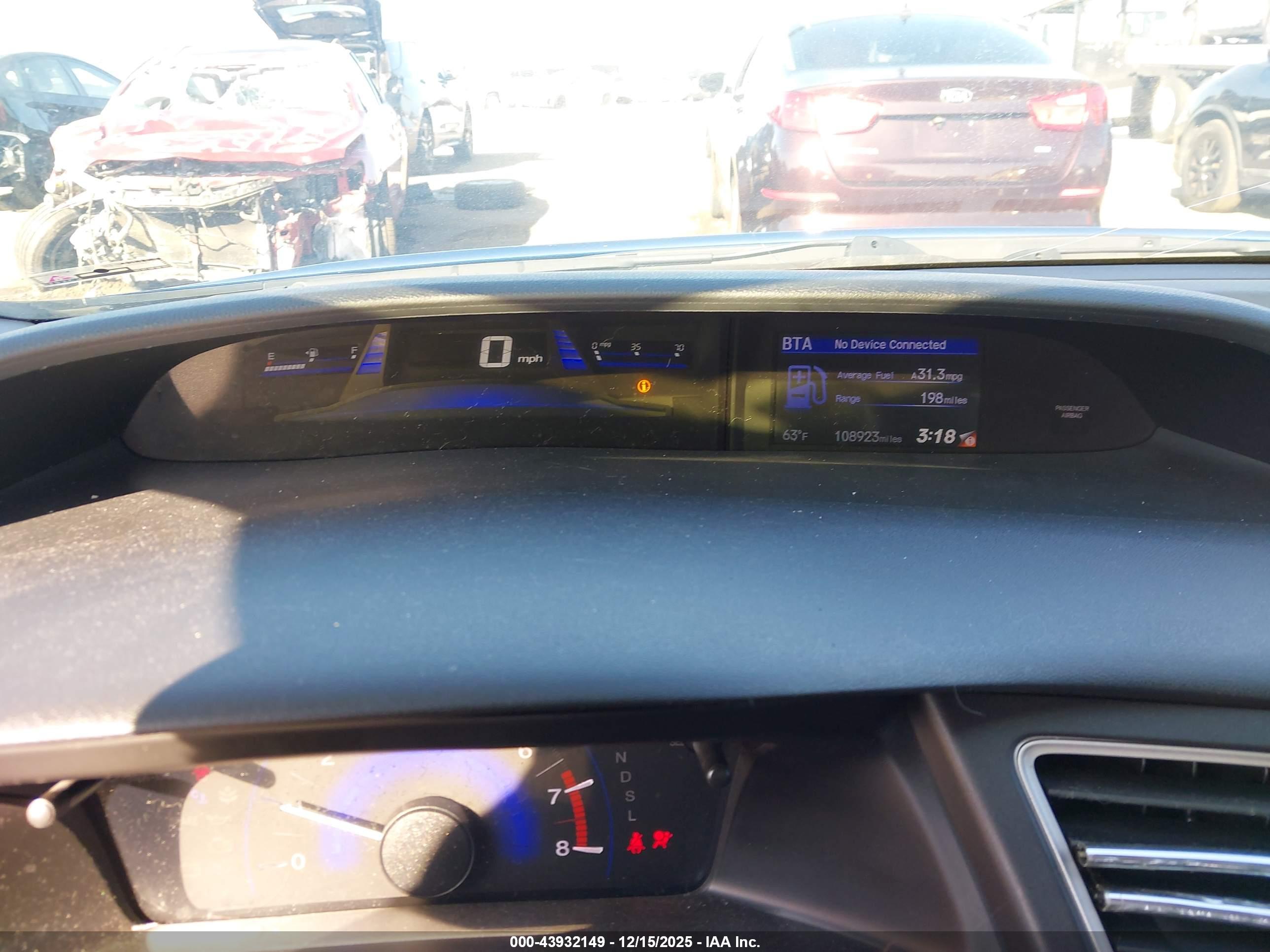 HONDA CIVIC image 7