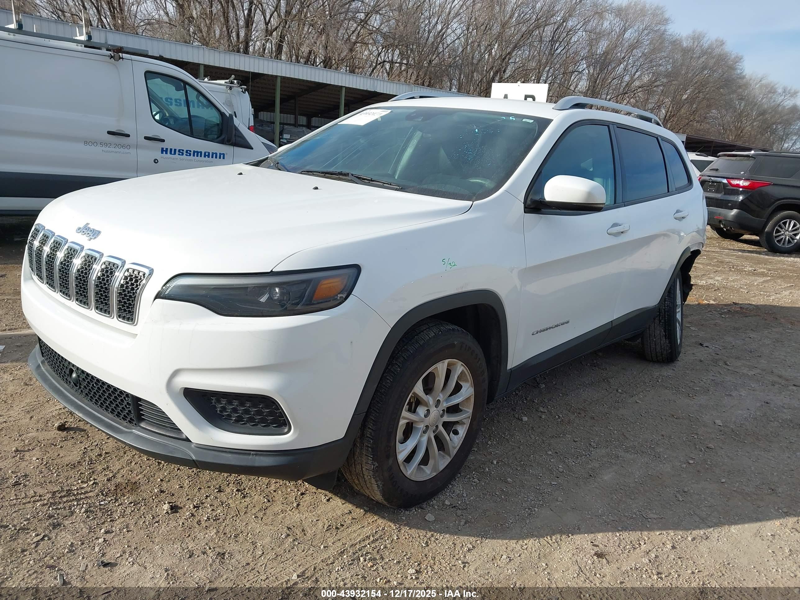JEEP CHEROKEE image 2