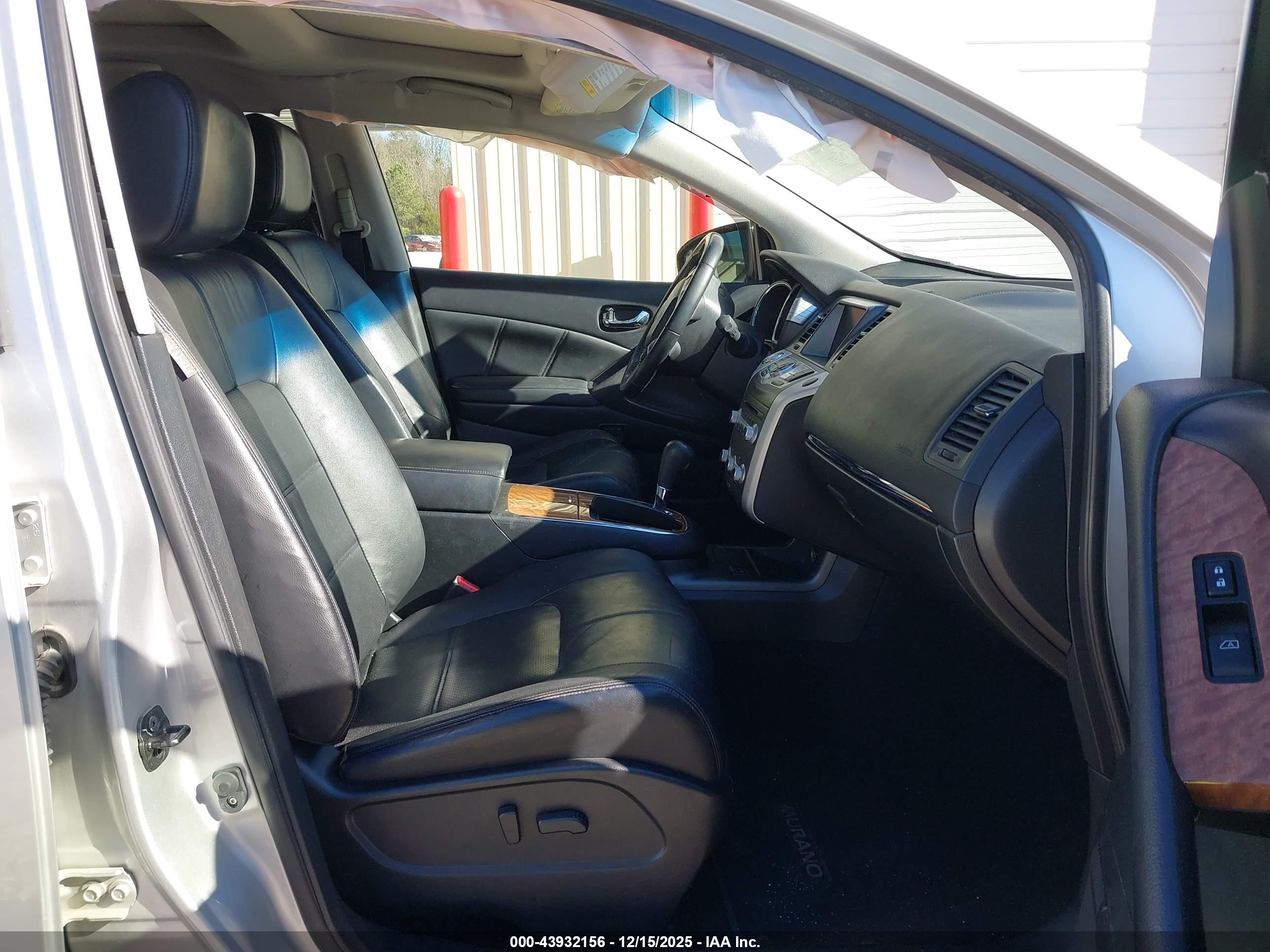 NISSAN MURANO image 5