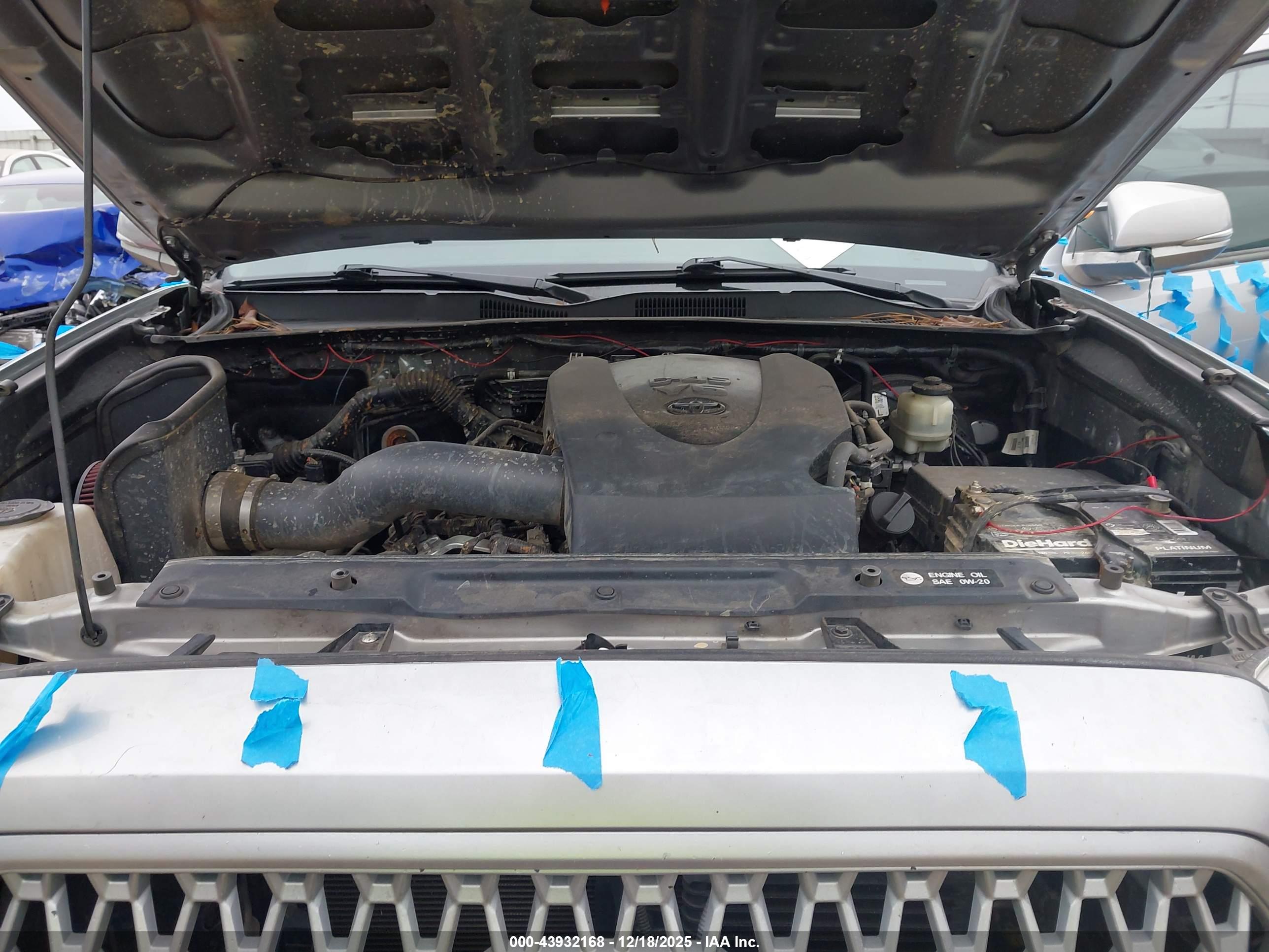 TOYOTA TACOMA image 10