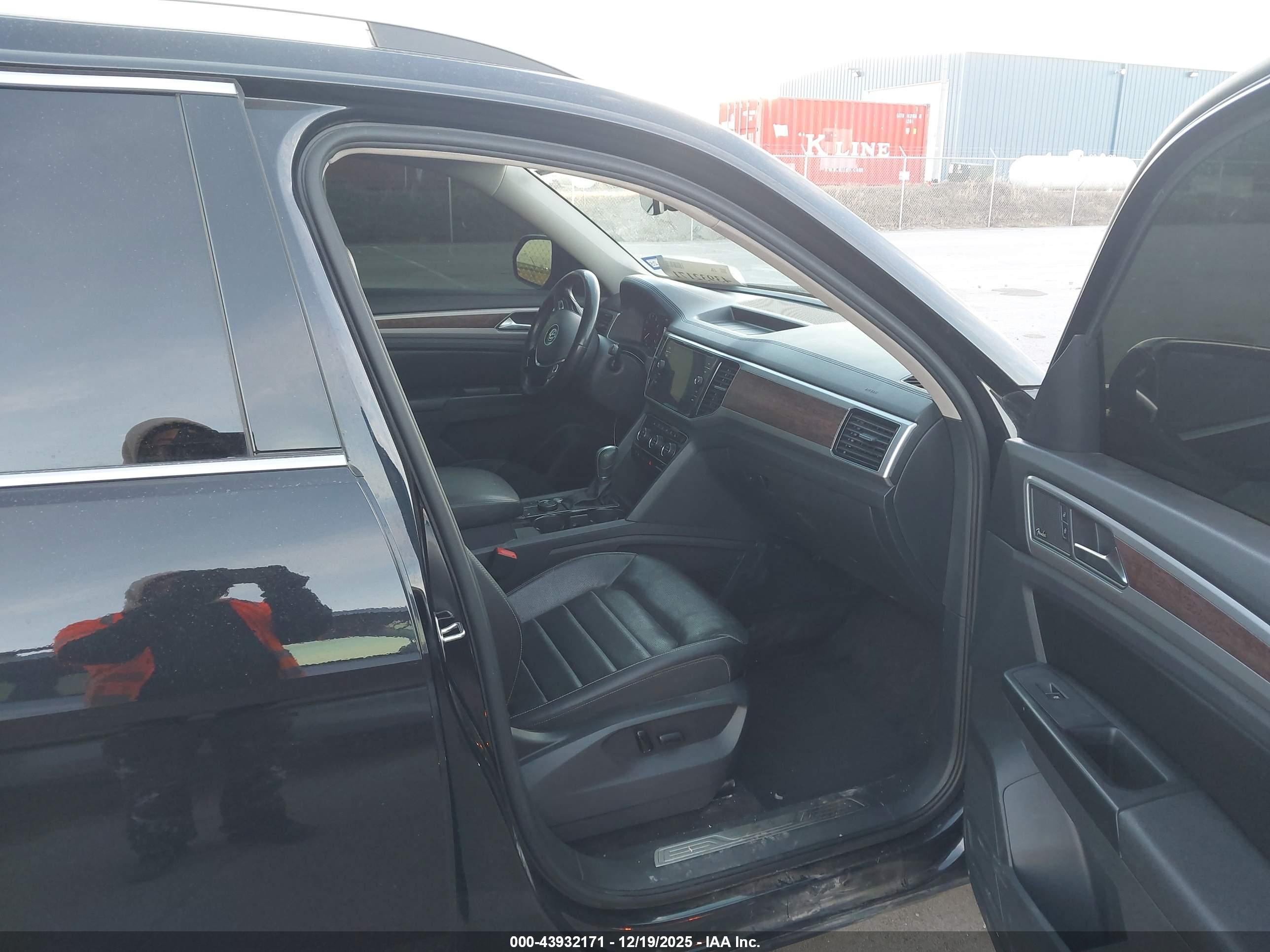 VOLKSWAGEN ATLAS image 5