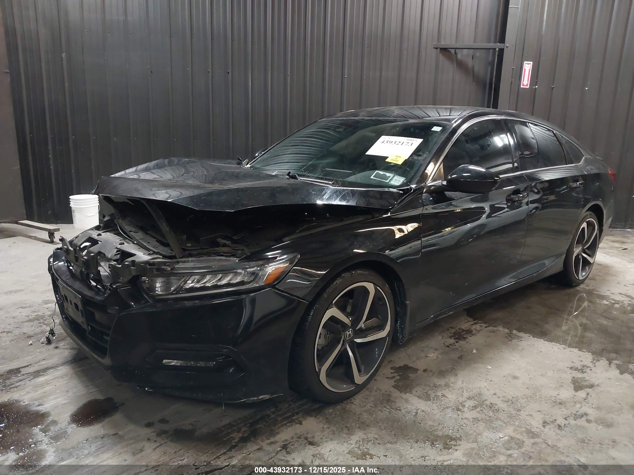HONDA ACCORD image 2