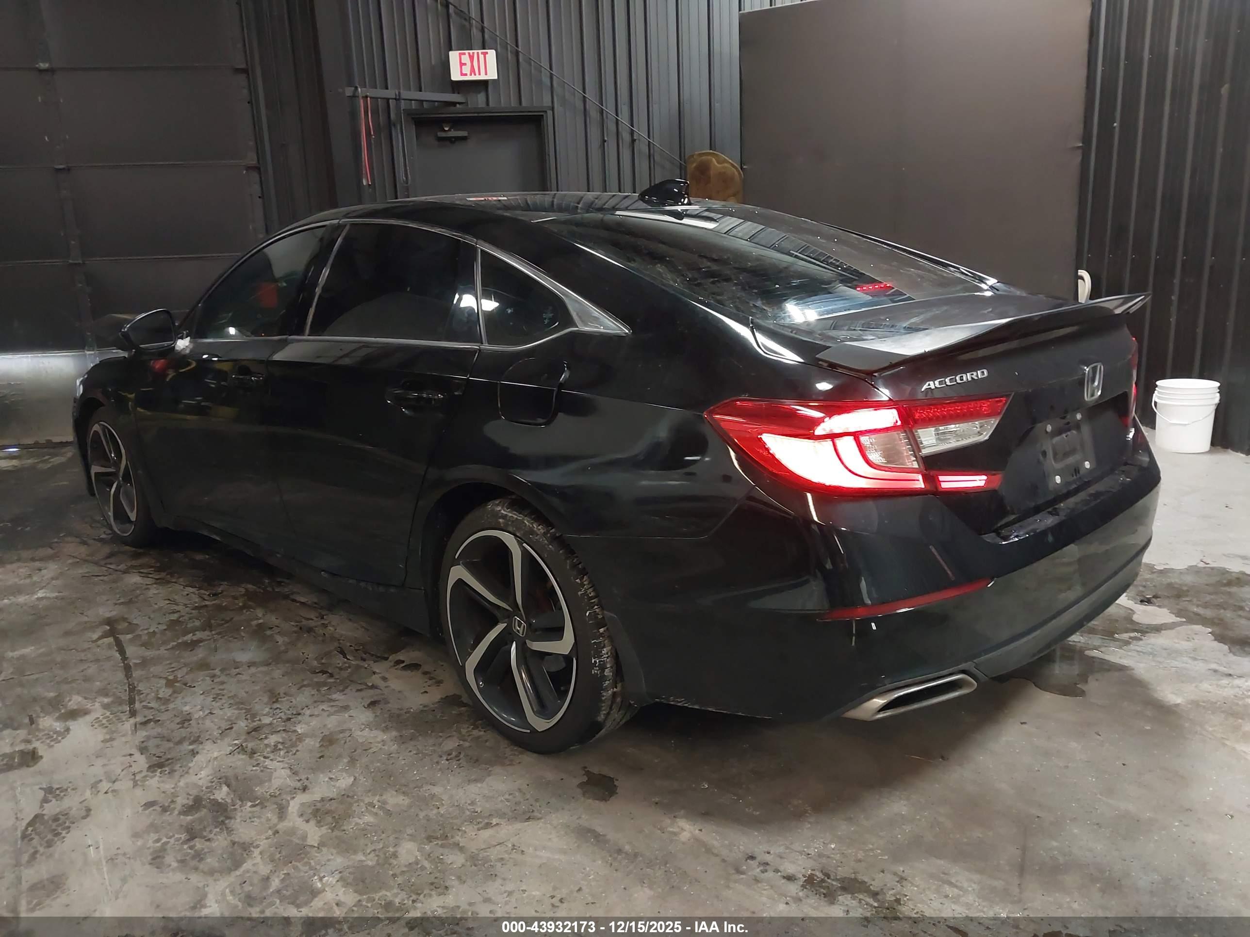 HONDA ACCORD image 3