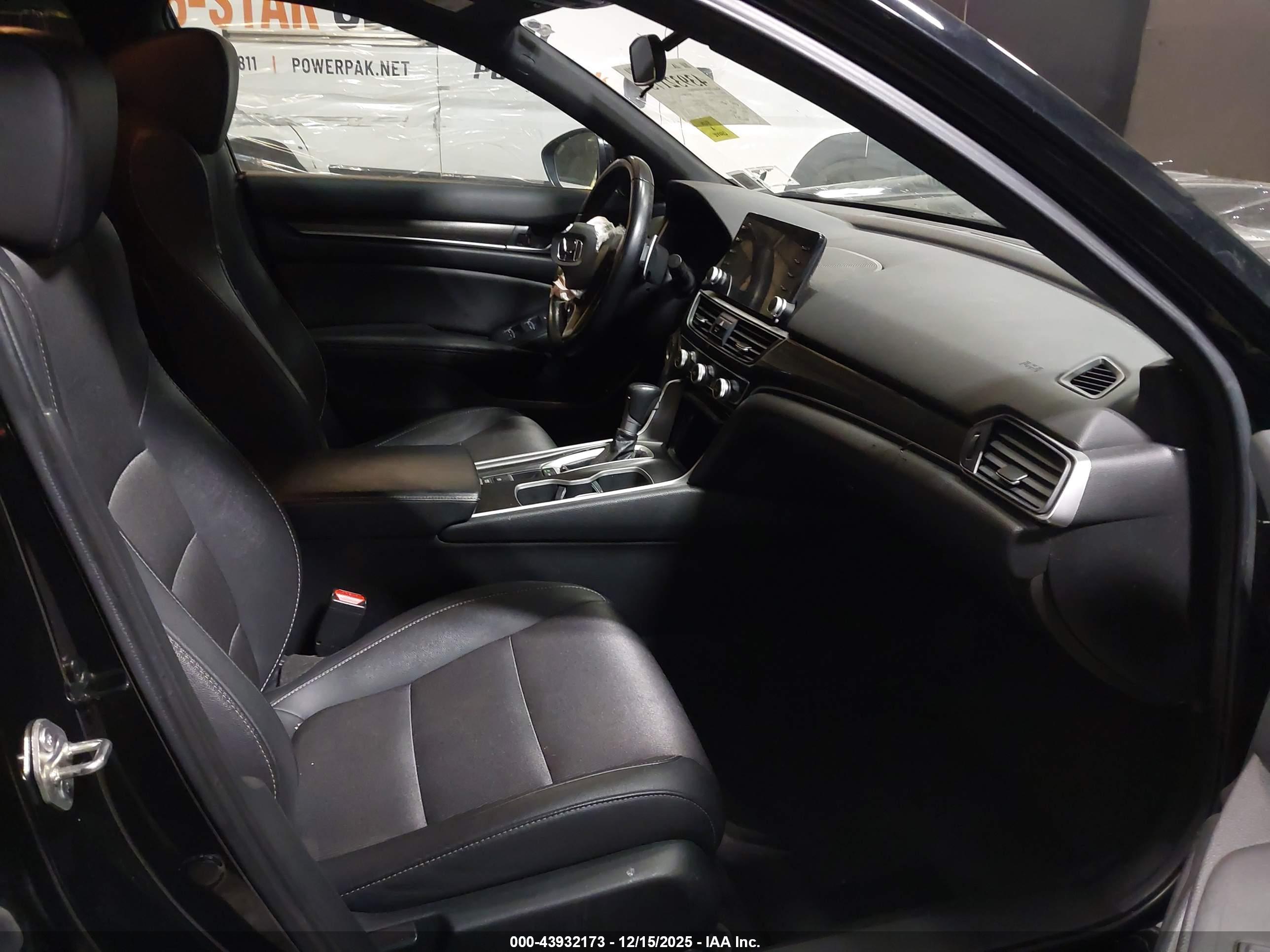 HONDA ACCORD image 5
