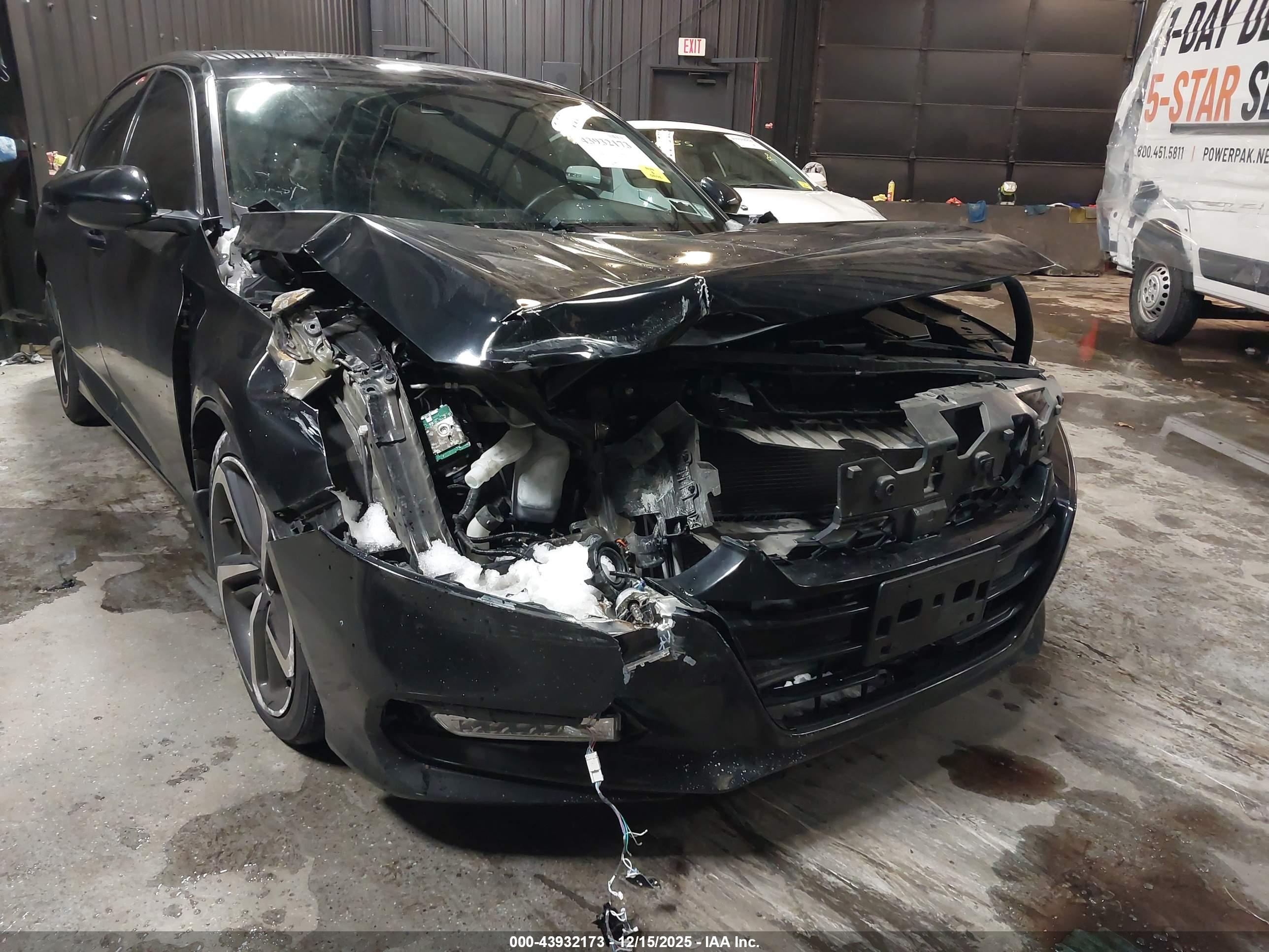 HONDA ACCORD image 6