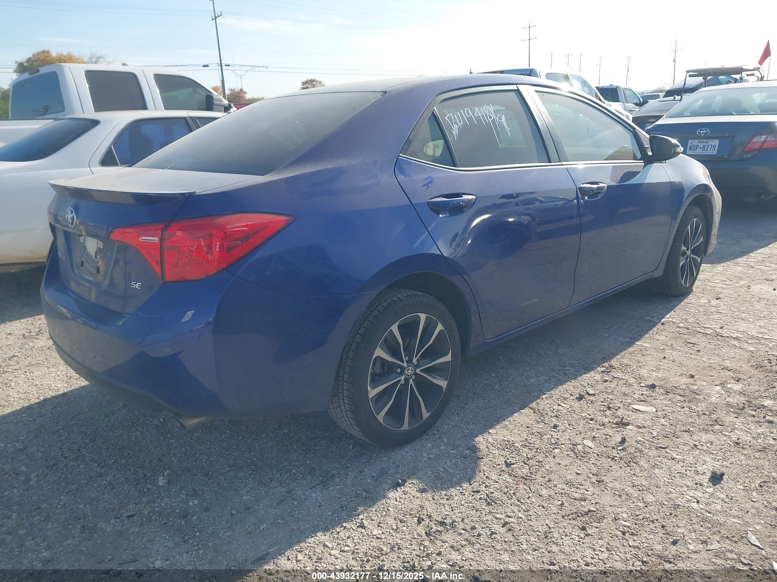 TOYOTA COROLLA image 4