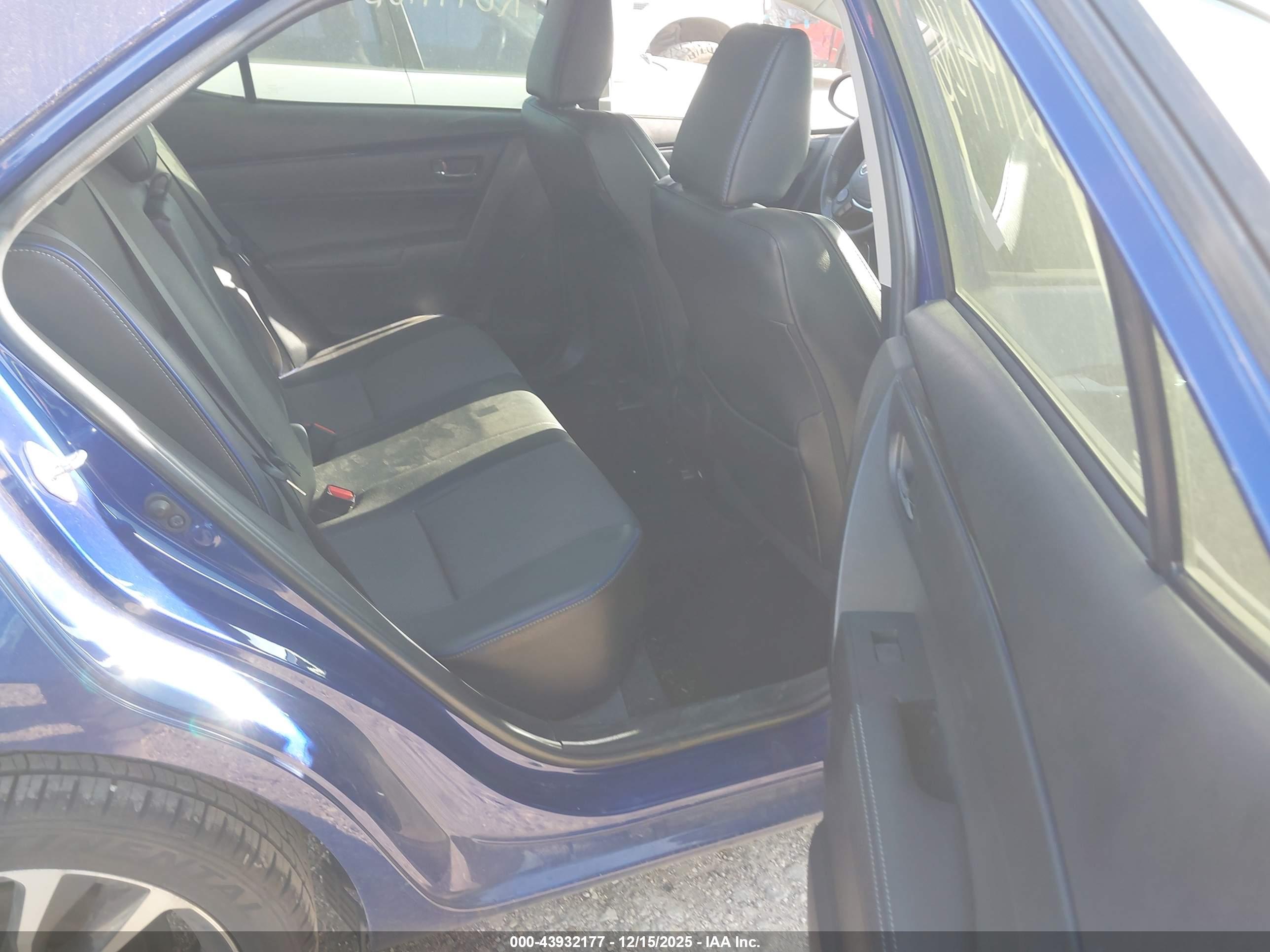 TOYOTA COROLLA image 8