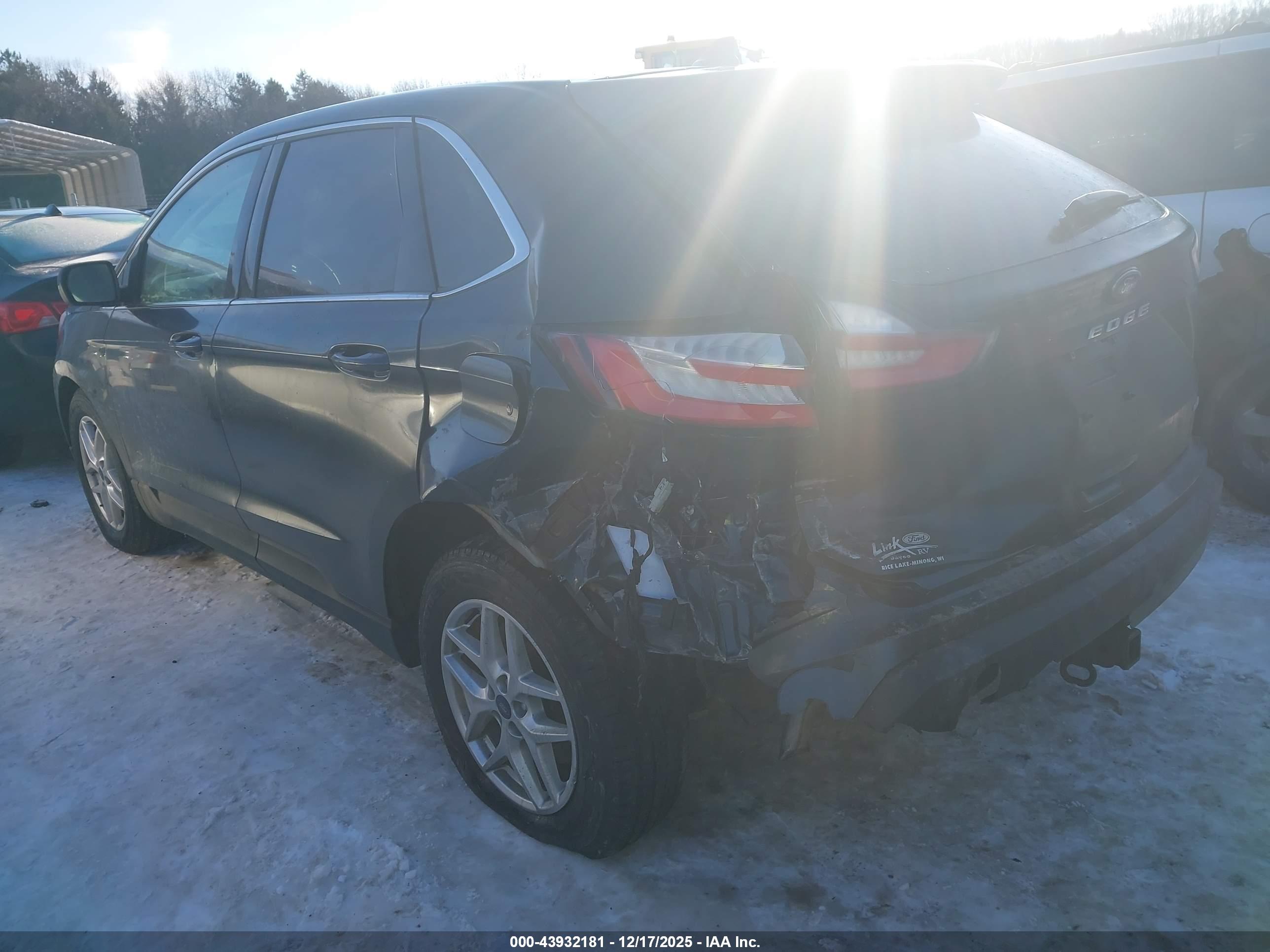FORD EDGE image 3