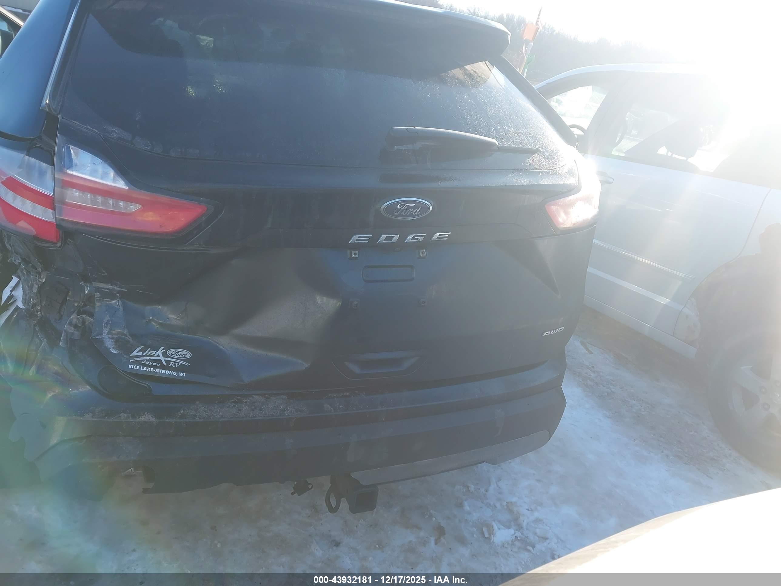 FORD EDGE image 6