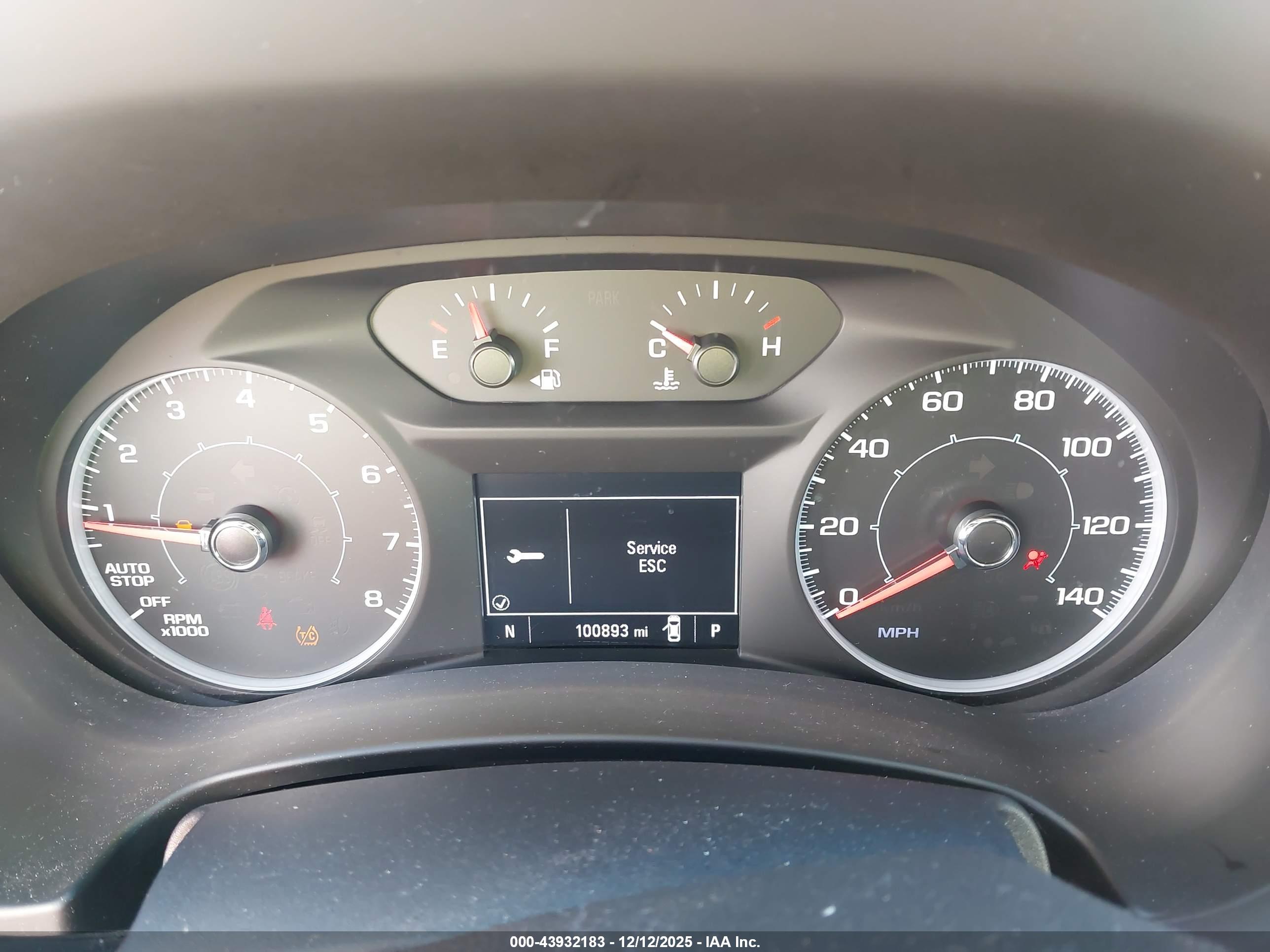 GMC TERRAIN image 7