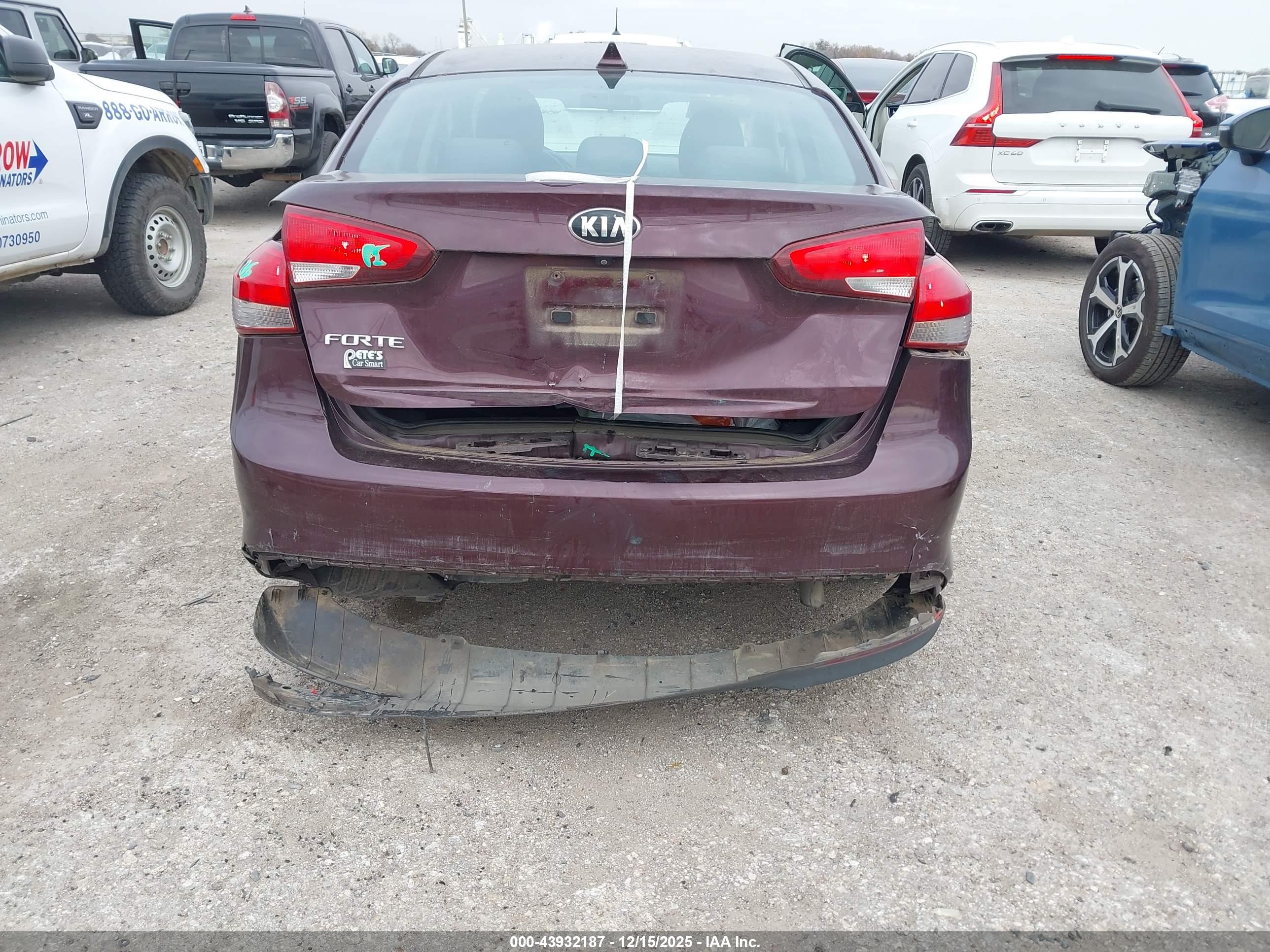 KIA FORTE image 6