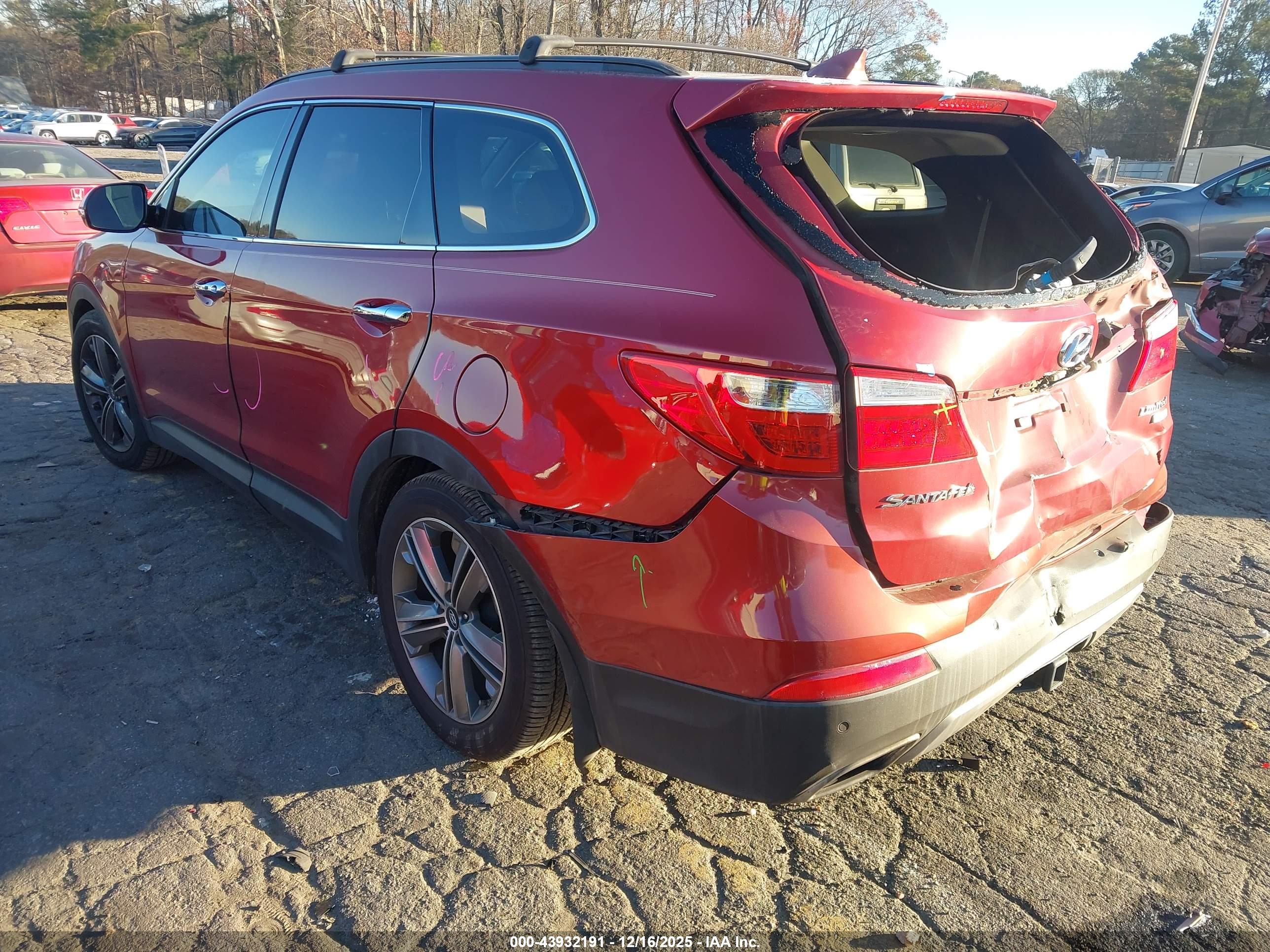 HYUNDAI SANTA image 3