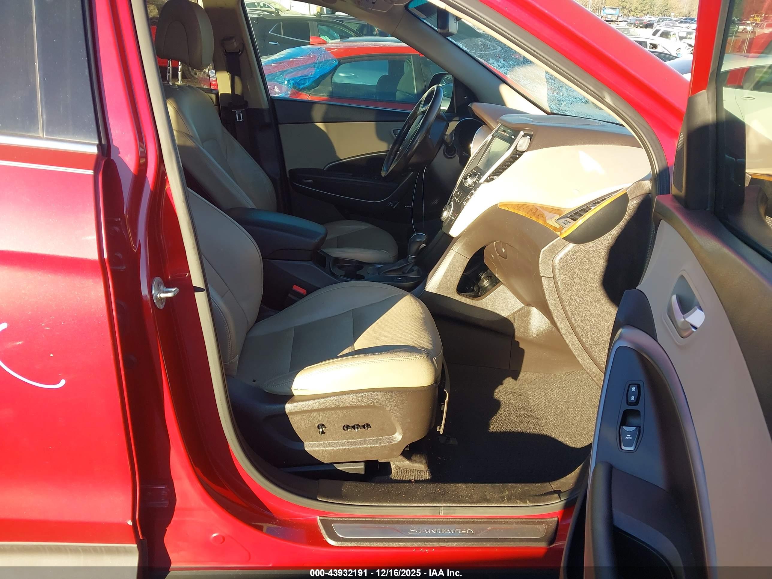 HYUNDAI SANTA image 5