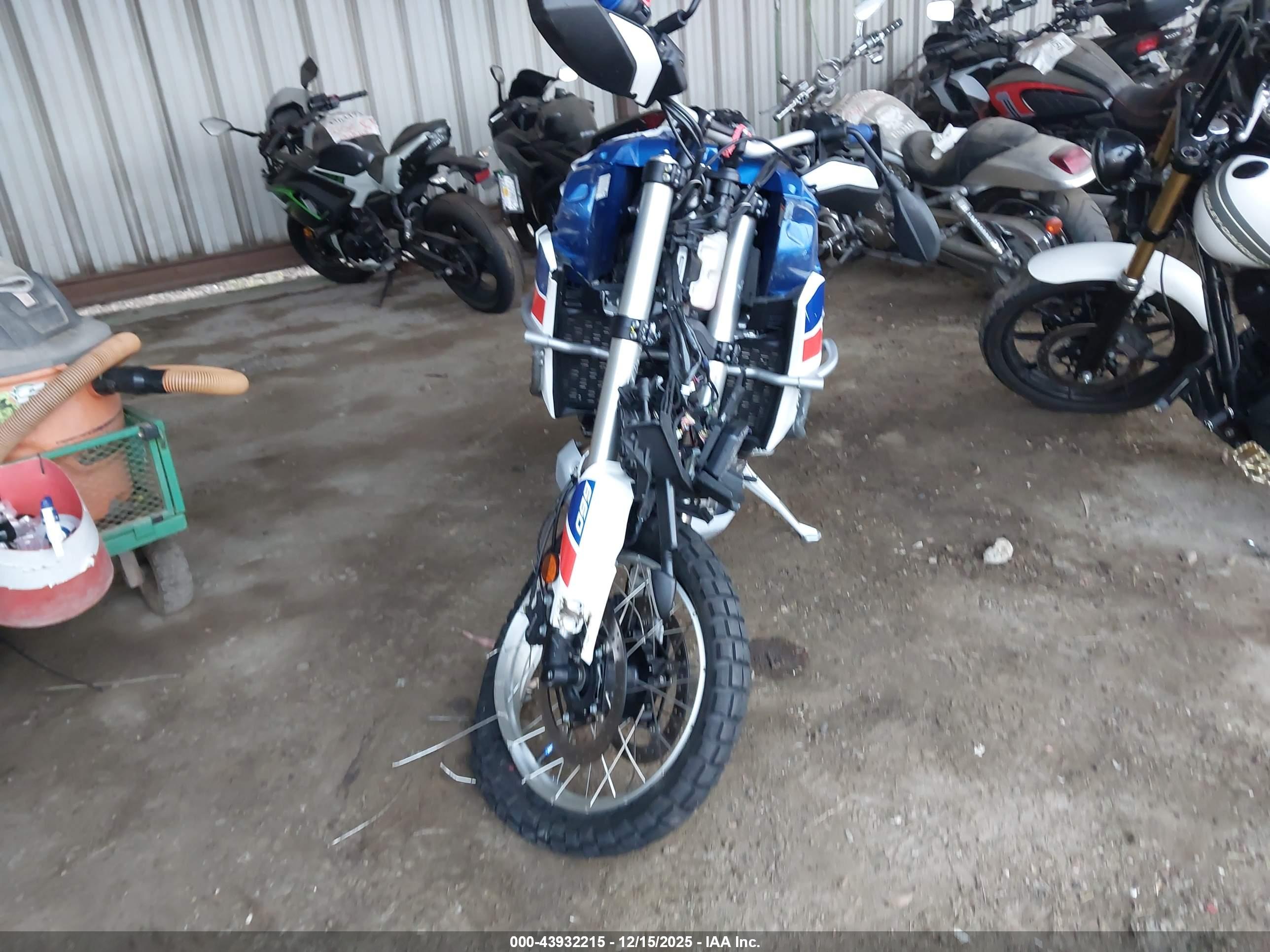 APRILIA TUAREG image 5