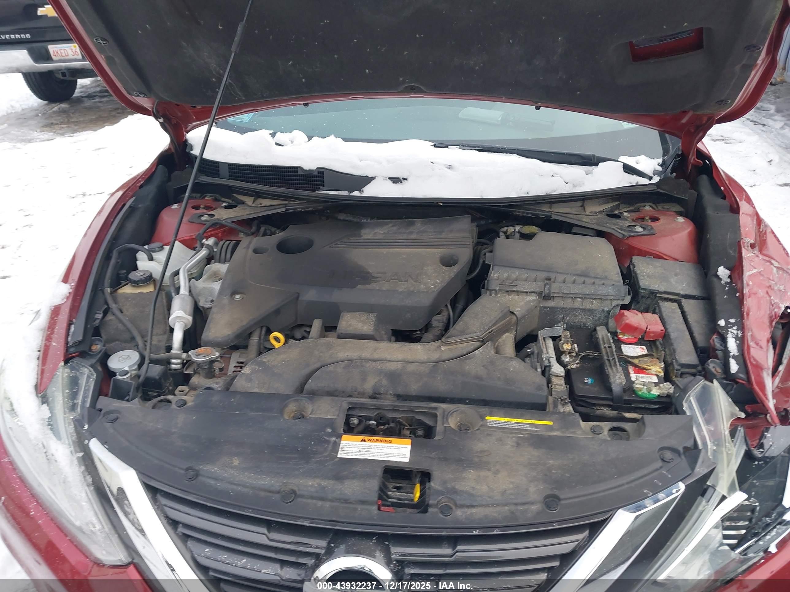 NISSAN ALTIMA image 10