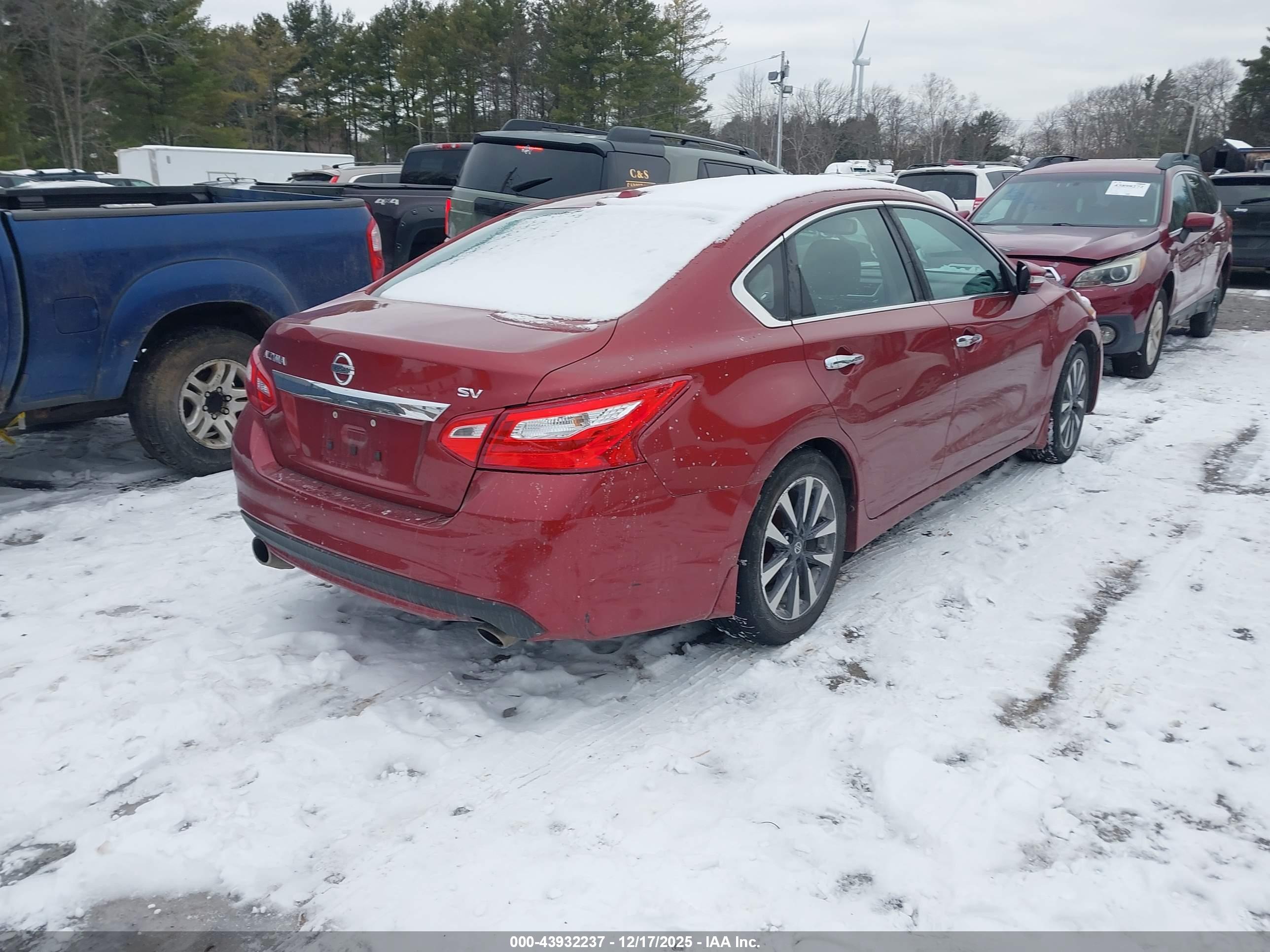 NISSAN ALTIMA image 4