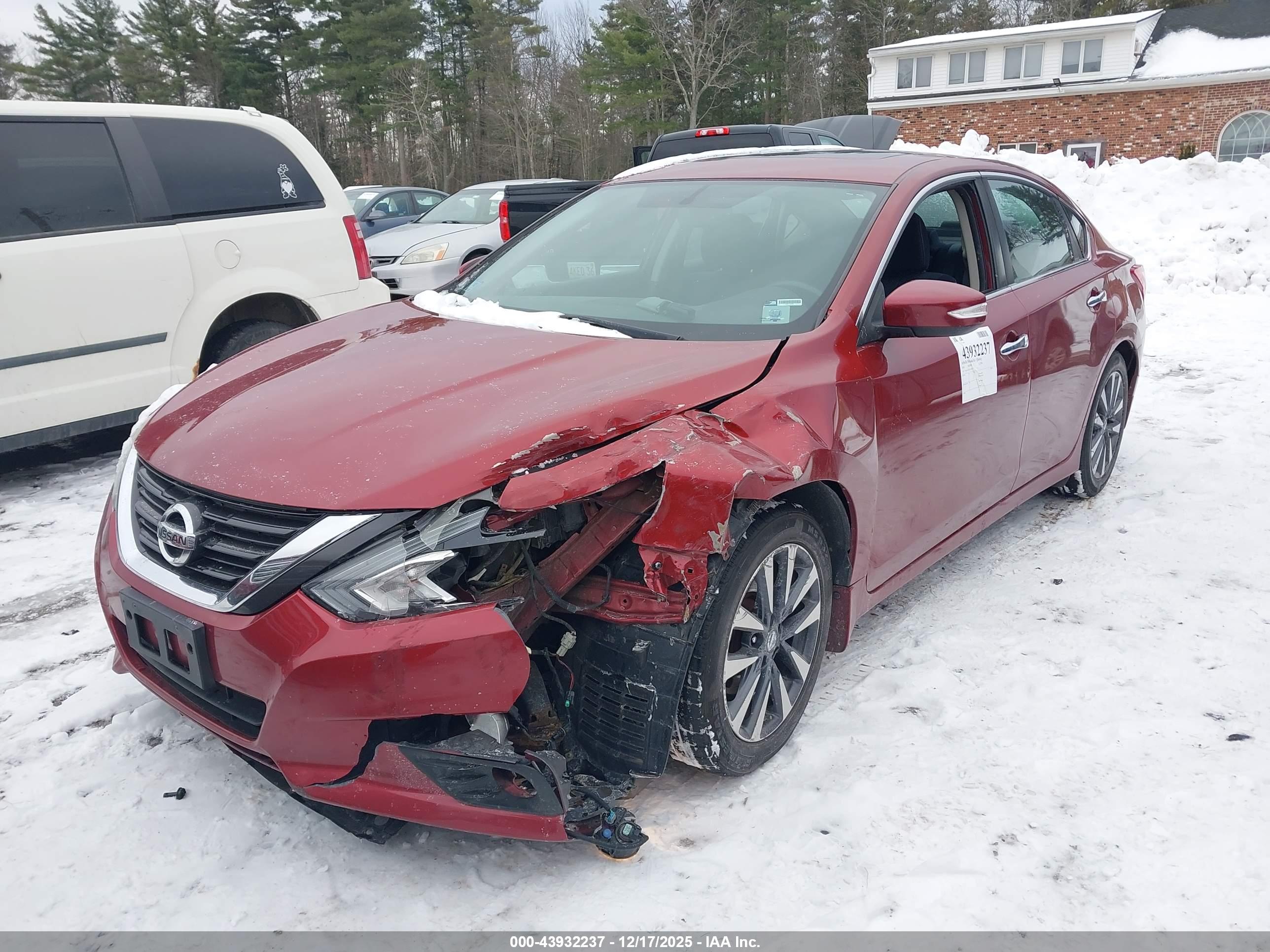 NISSAN ALTIMA image 6
