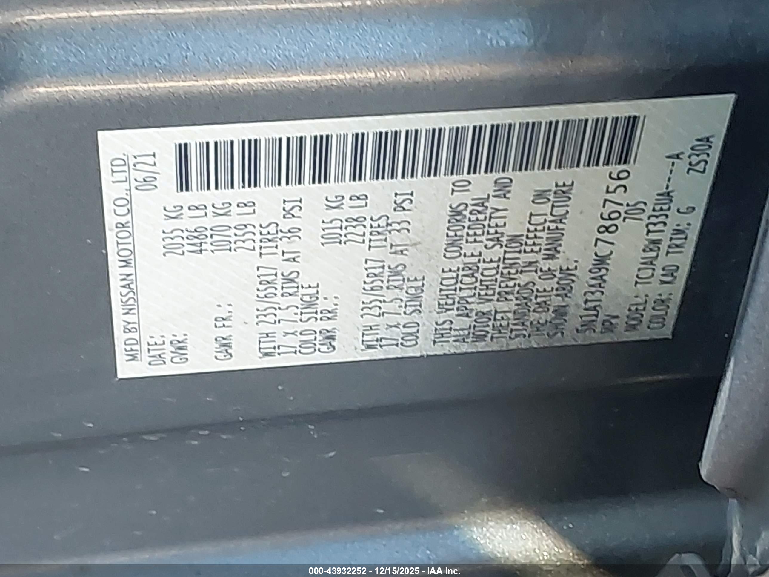 NISSAN ROGUE image 9