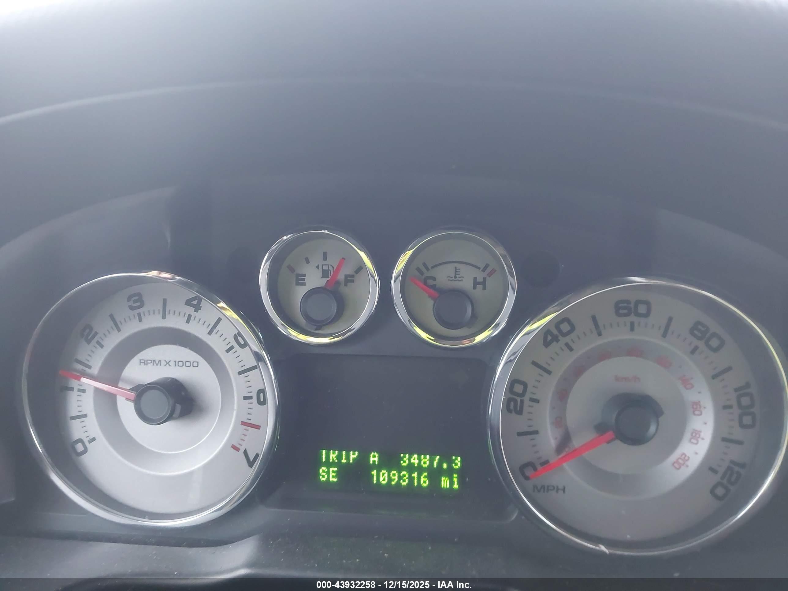 FORD EDGE image 7