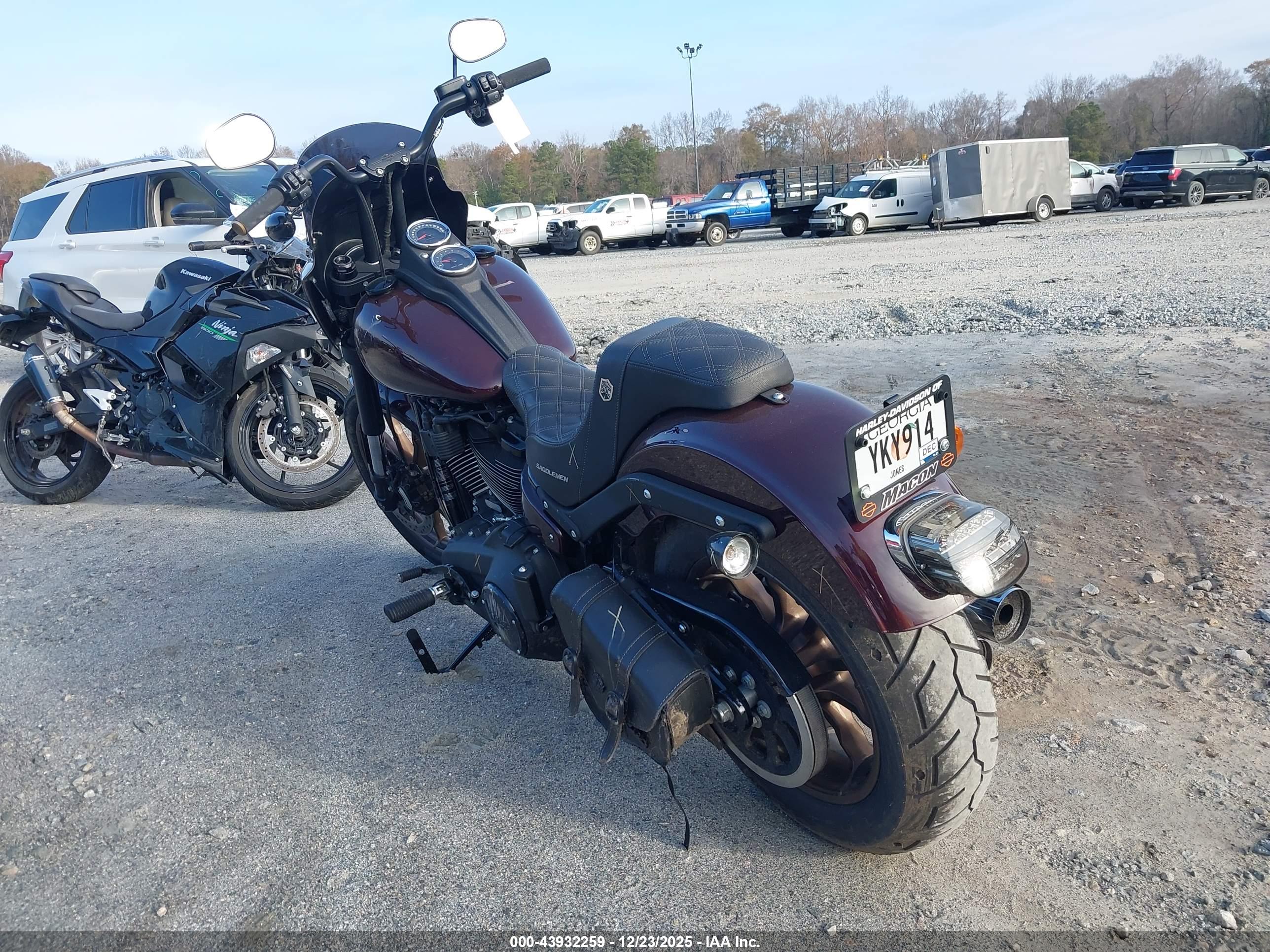 HARLEY-DAVIDSON FXLRS image 3