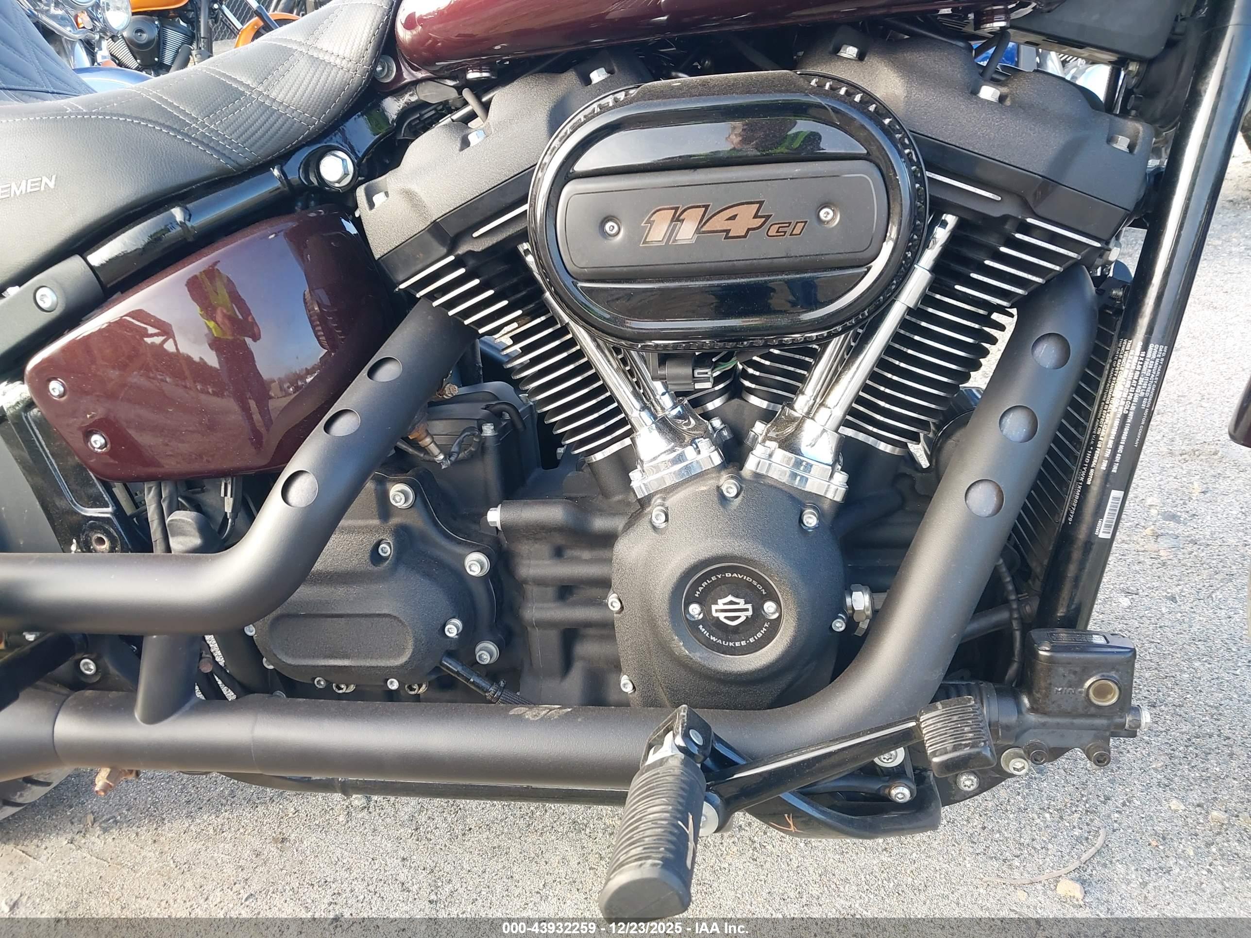 HARLEY-DAVIDSON FXLRS image 8