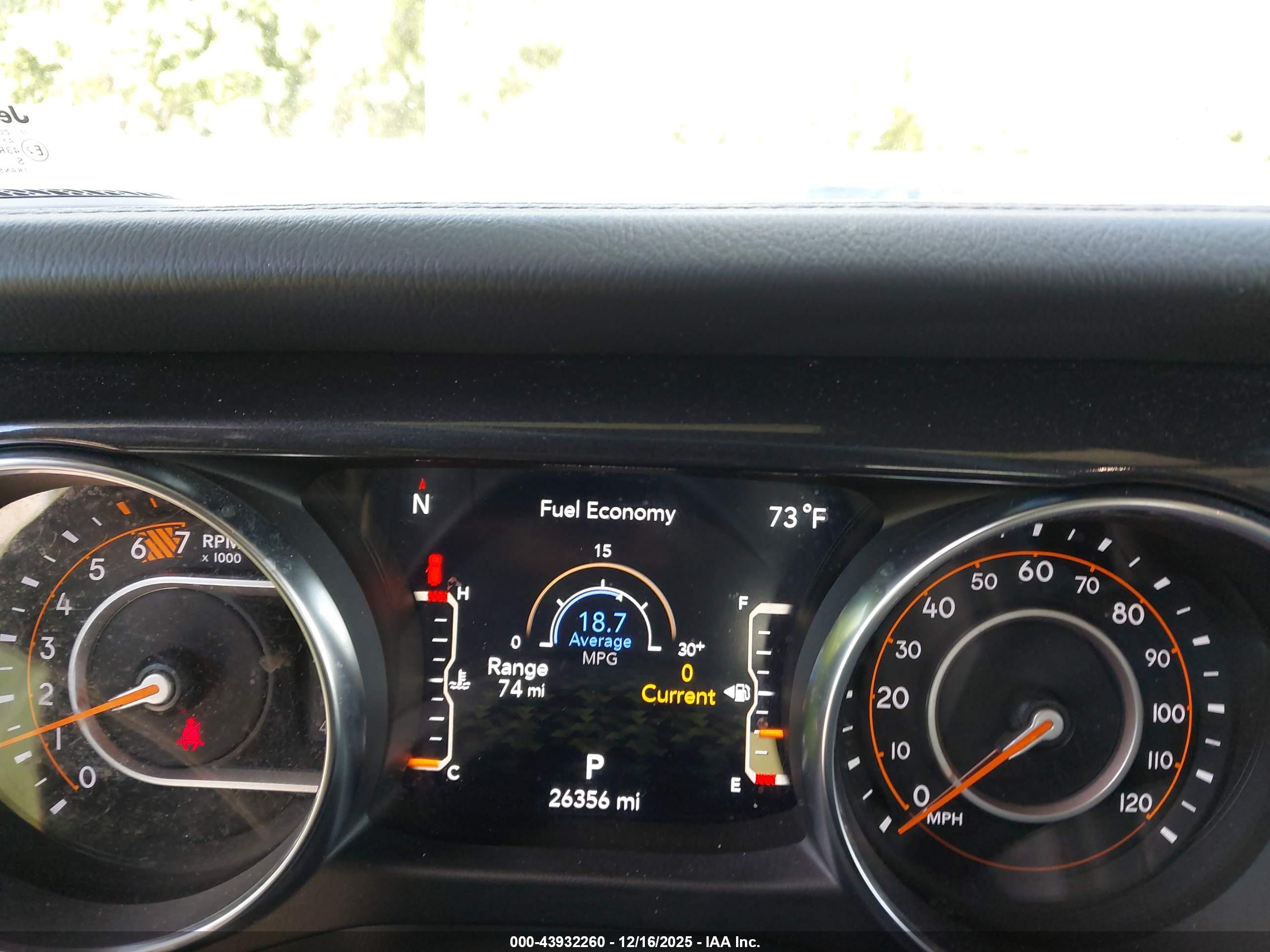 JEEP WRANGLER image 7