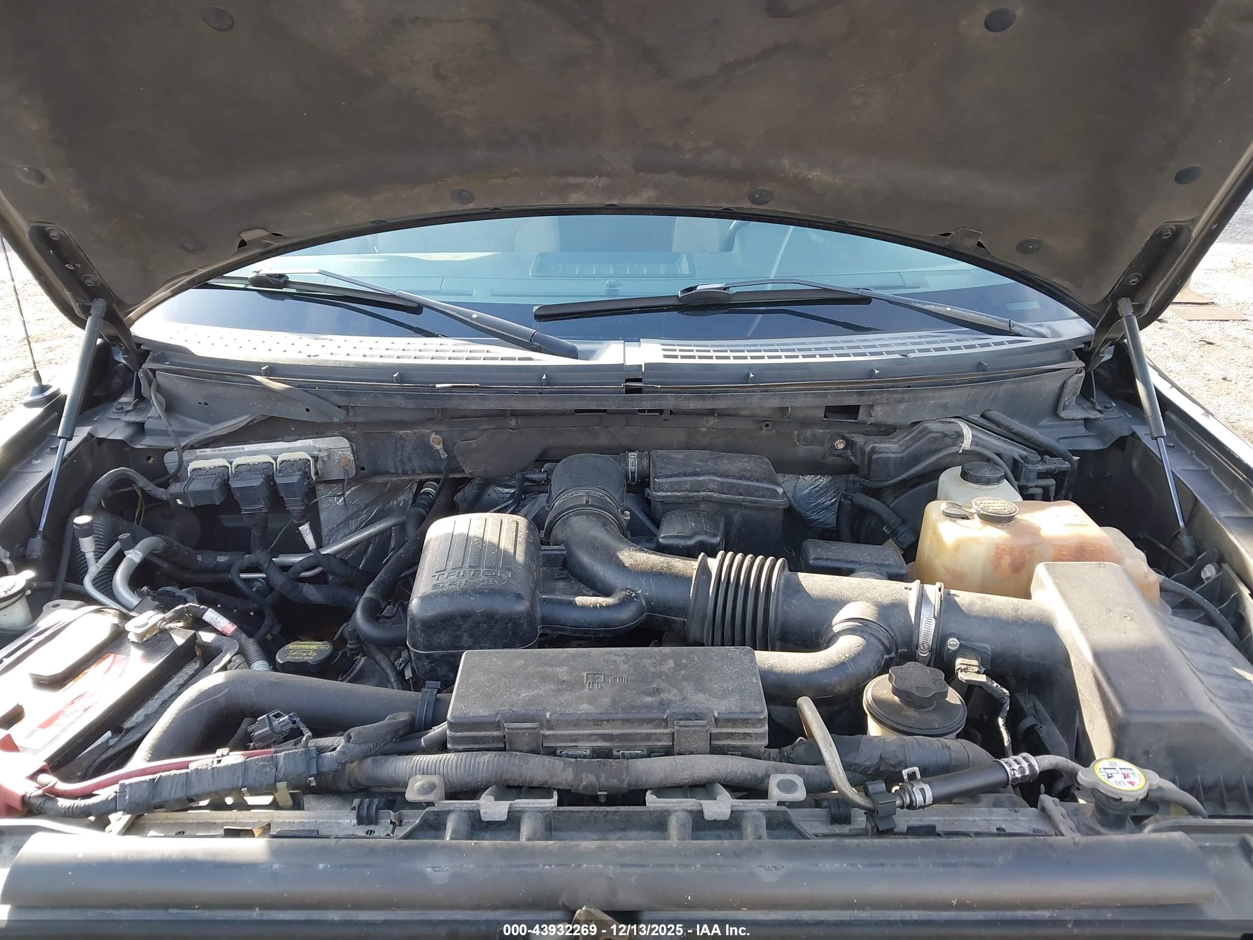 FORD F-150 image 10